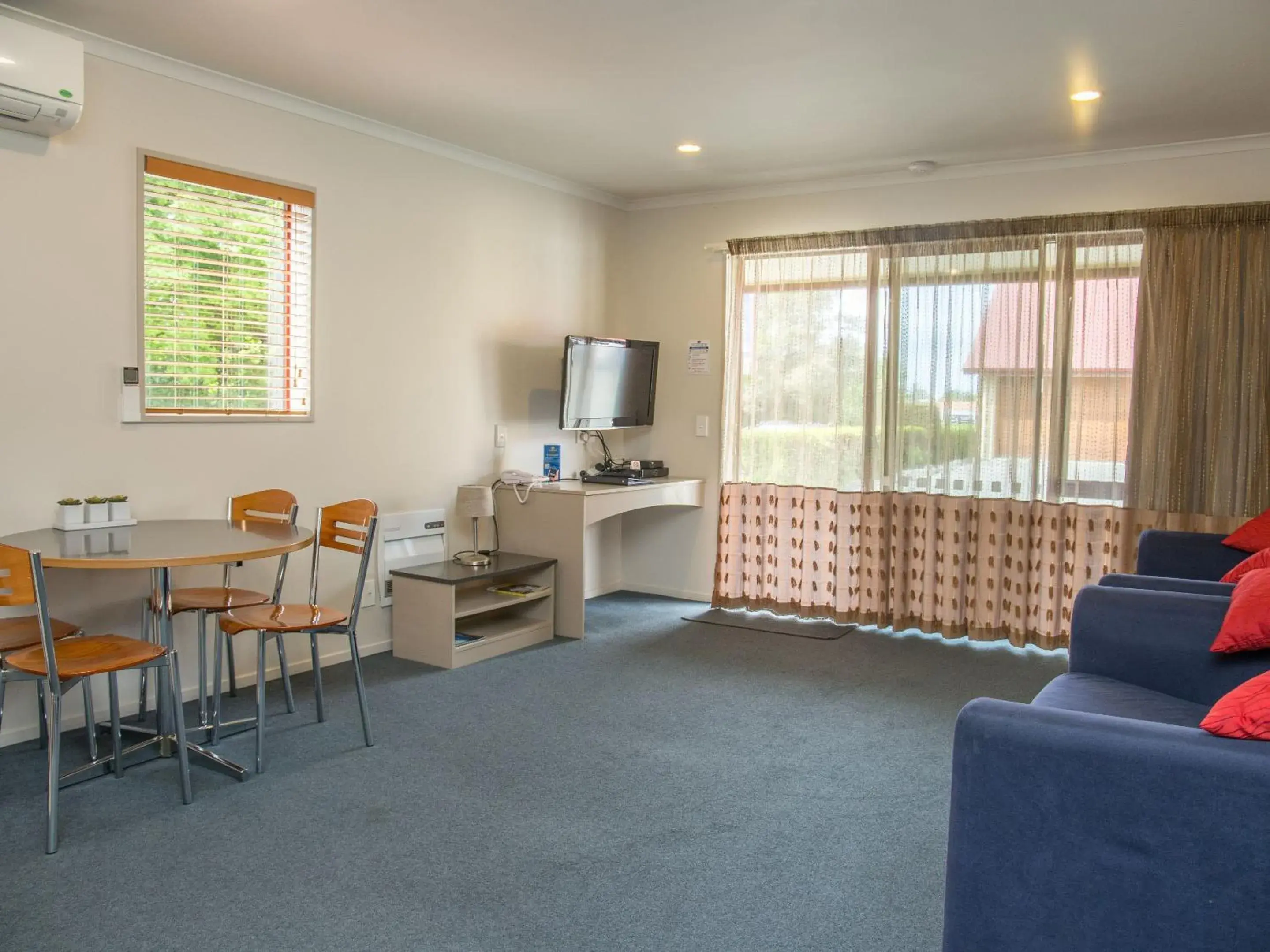 Two Bedroom Suite in ASURE Scenic Route Motor Lodge Two Bedroom Suite in ASURE Scenic Route Motor Lodge