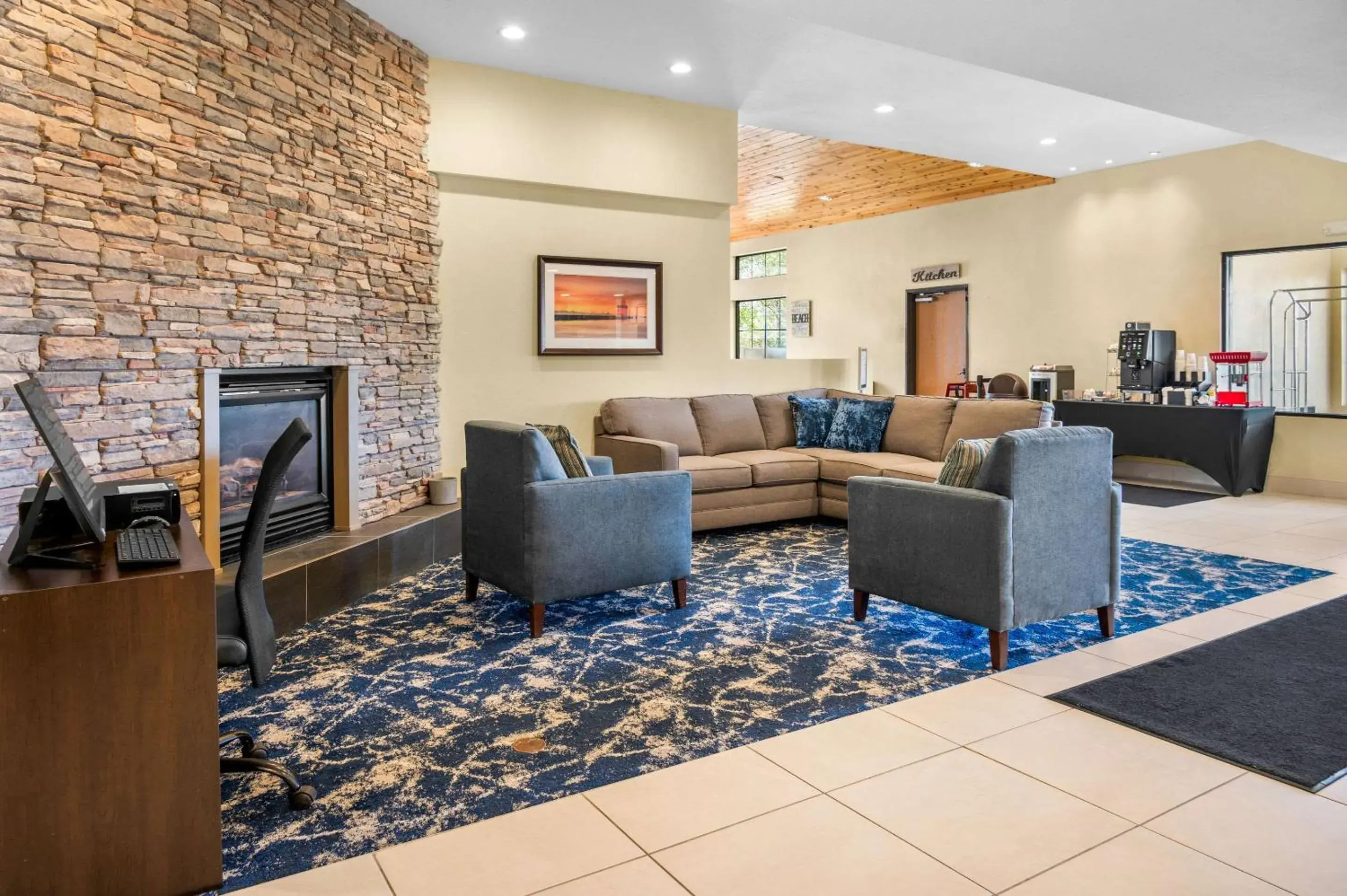 Lobby or reception in White Pine Inn & Suites Lobby or reception in White Pine Inn & Suites