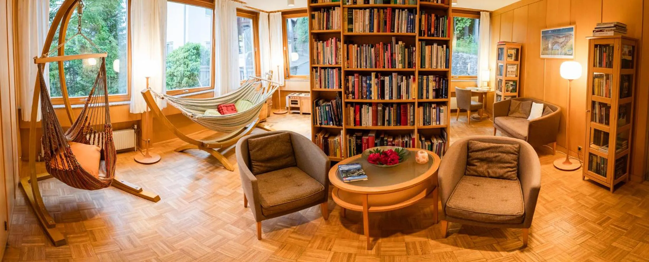 Library in Panoramahotel Wagner - Das Biohotel am Semmering