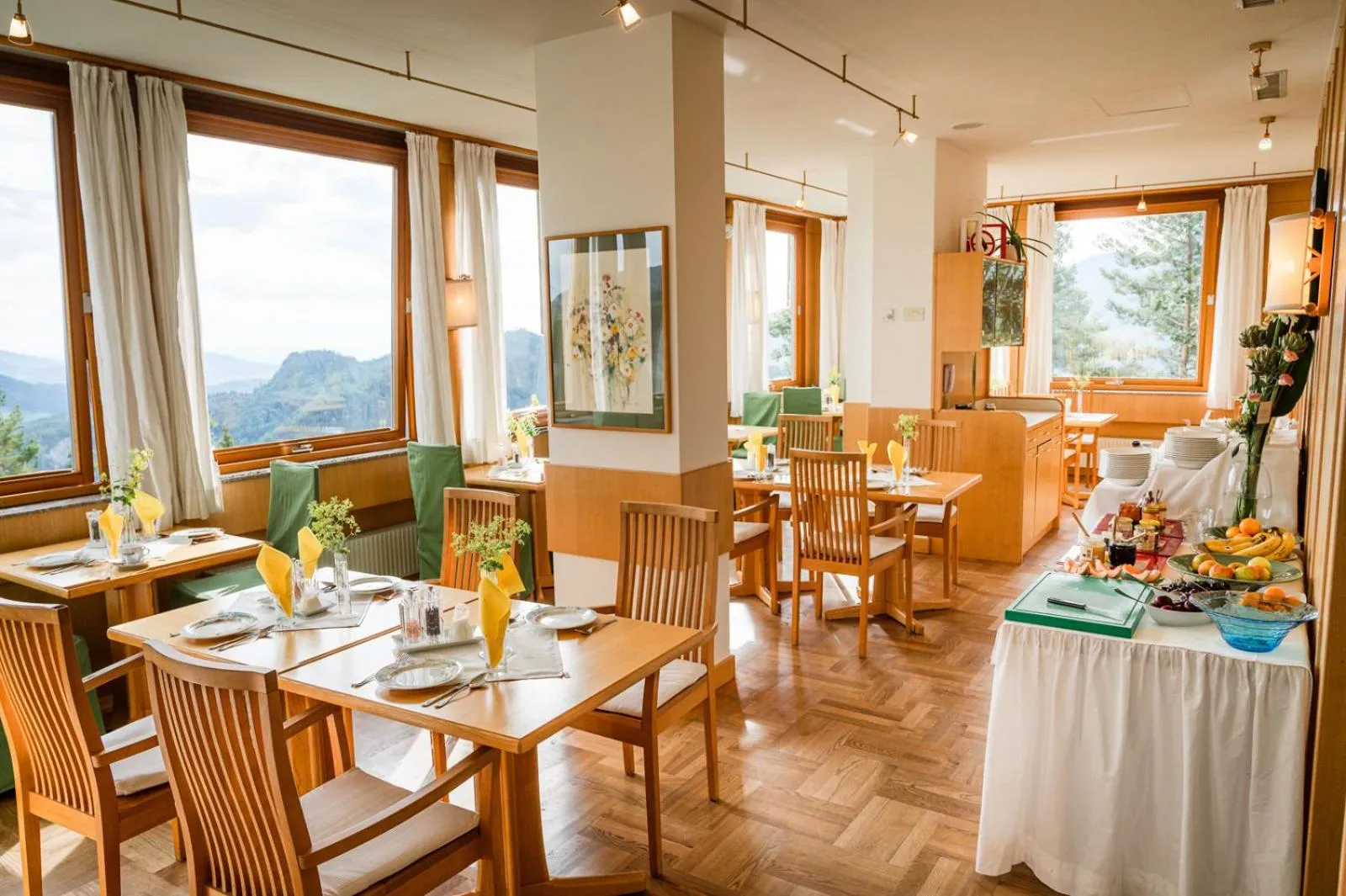 Breakfast in Panoramahotel Wagner - Das Biohotel am Semmering
