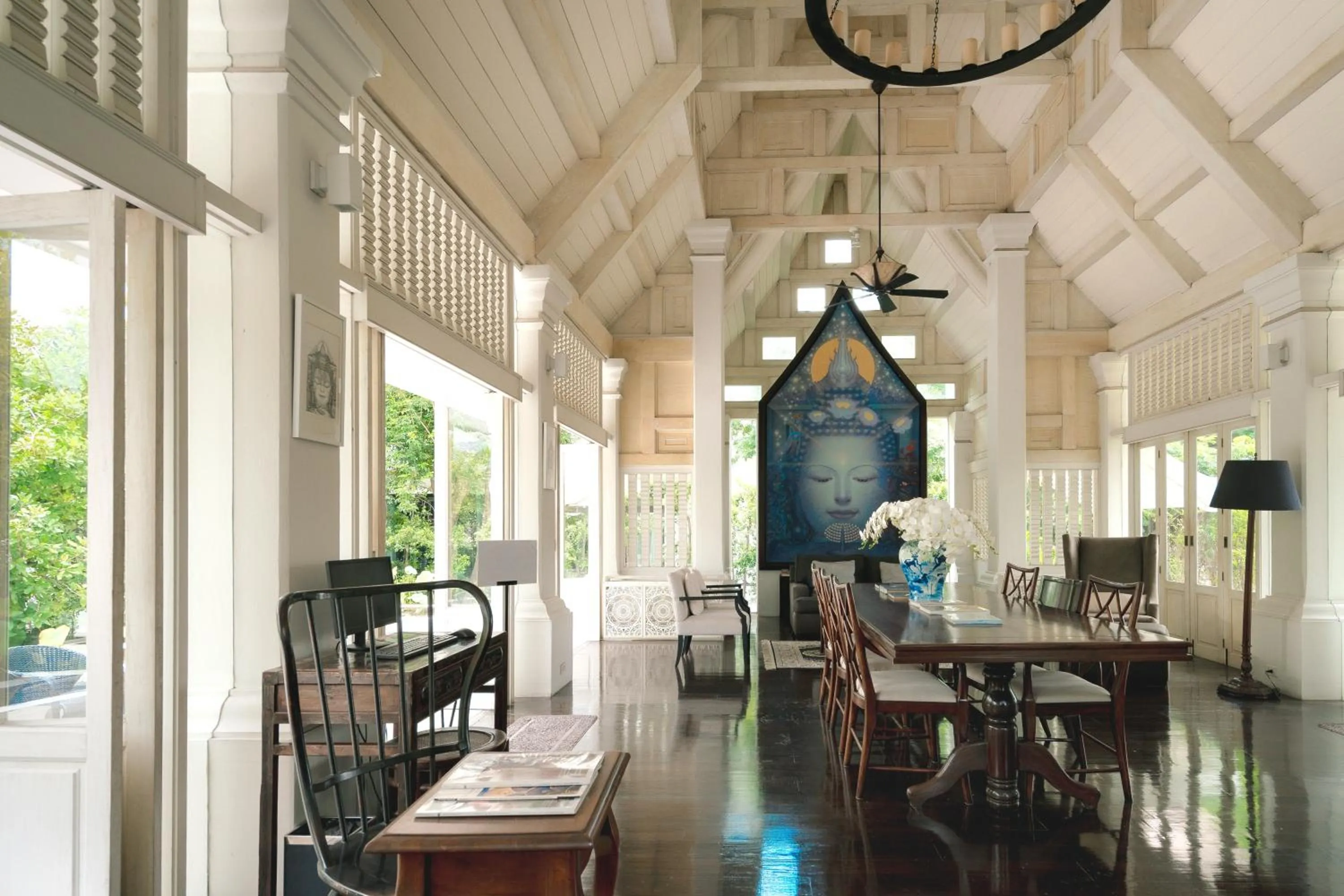 Library in Makka Hotel