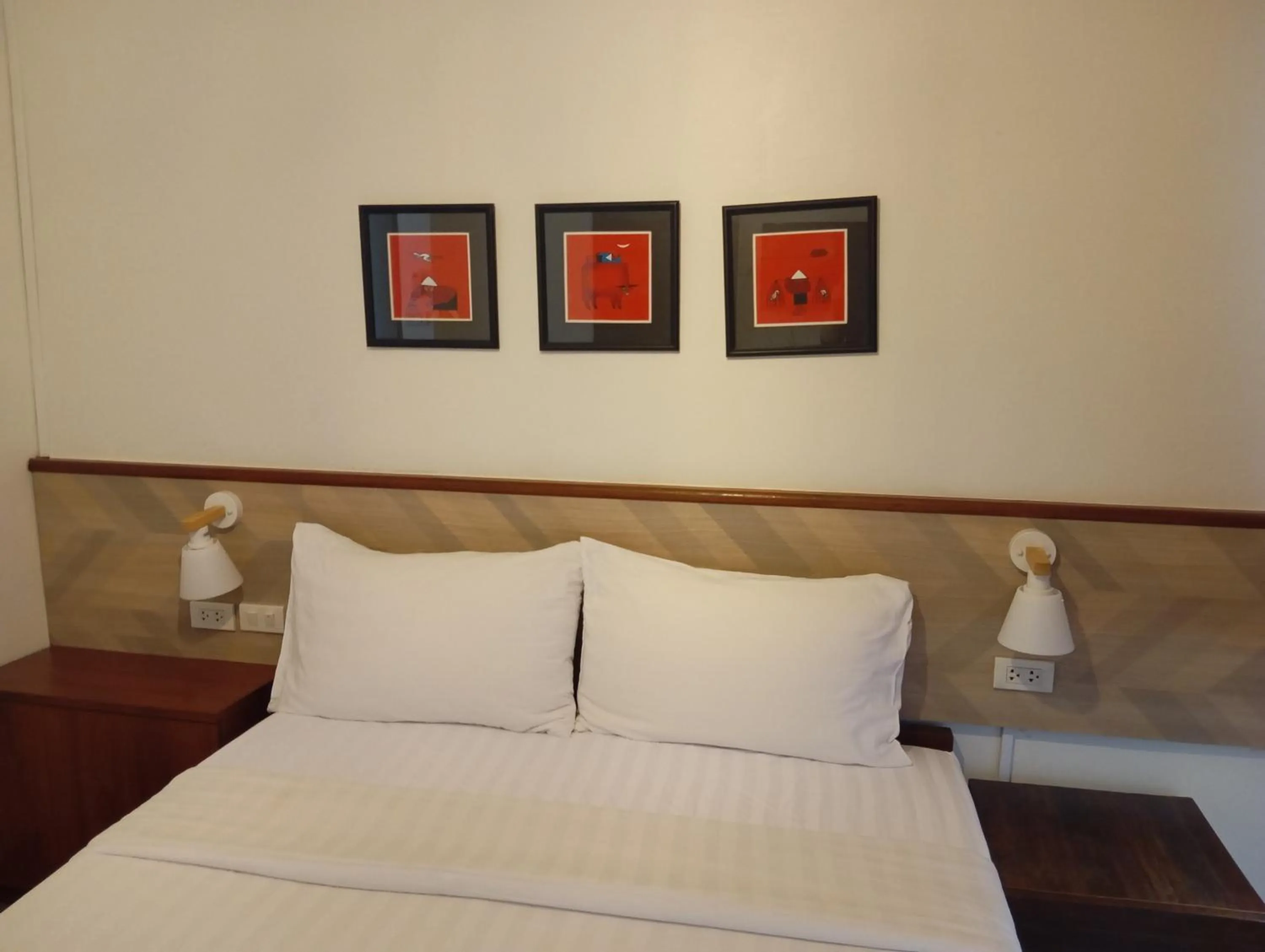 Bed in Chetuphon Gate