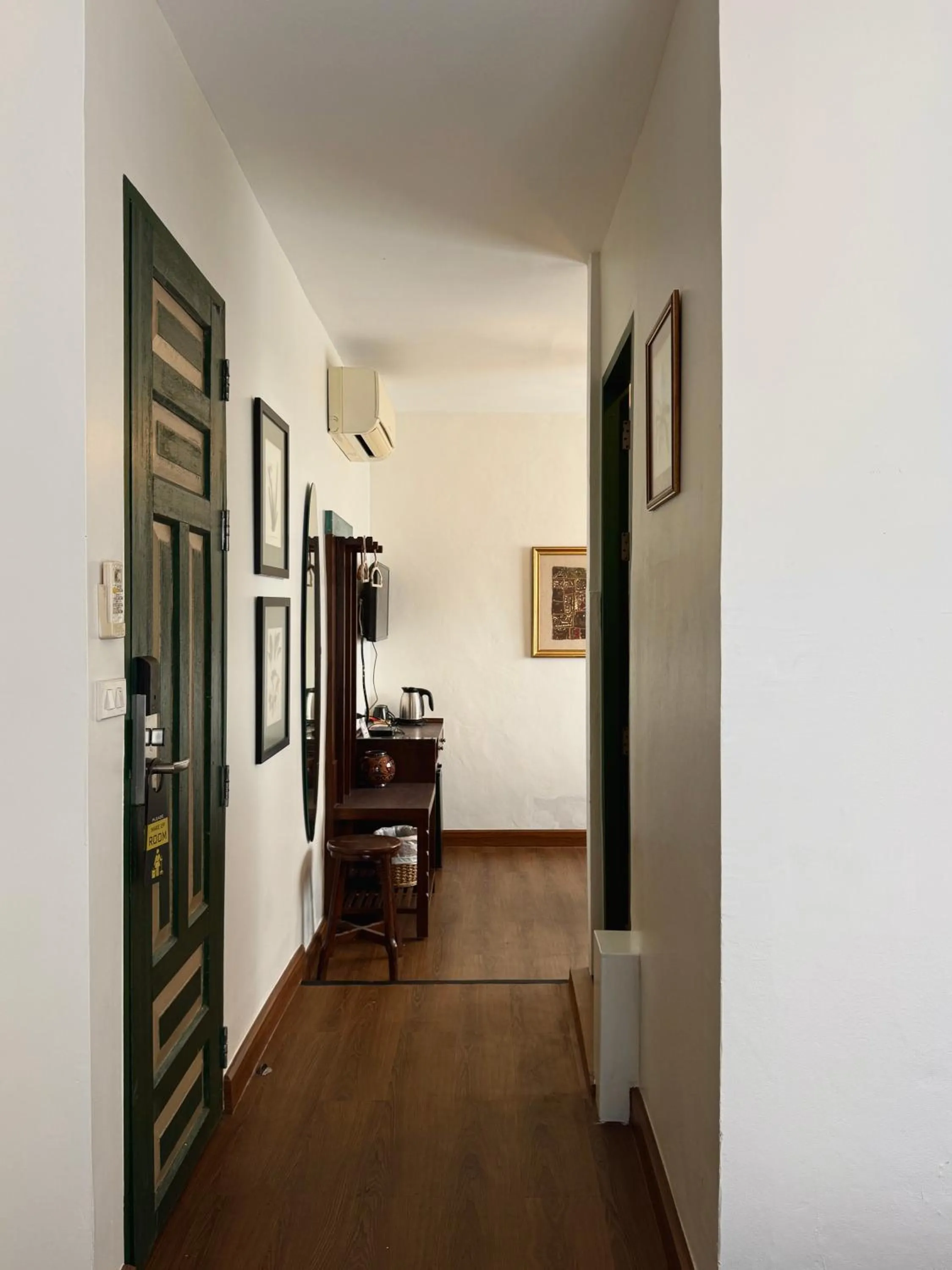 TV and multimedia in Chetuphon Gate