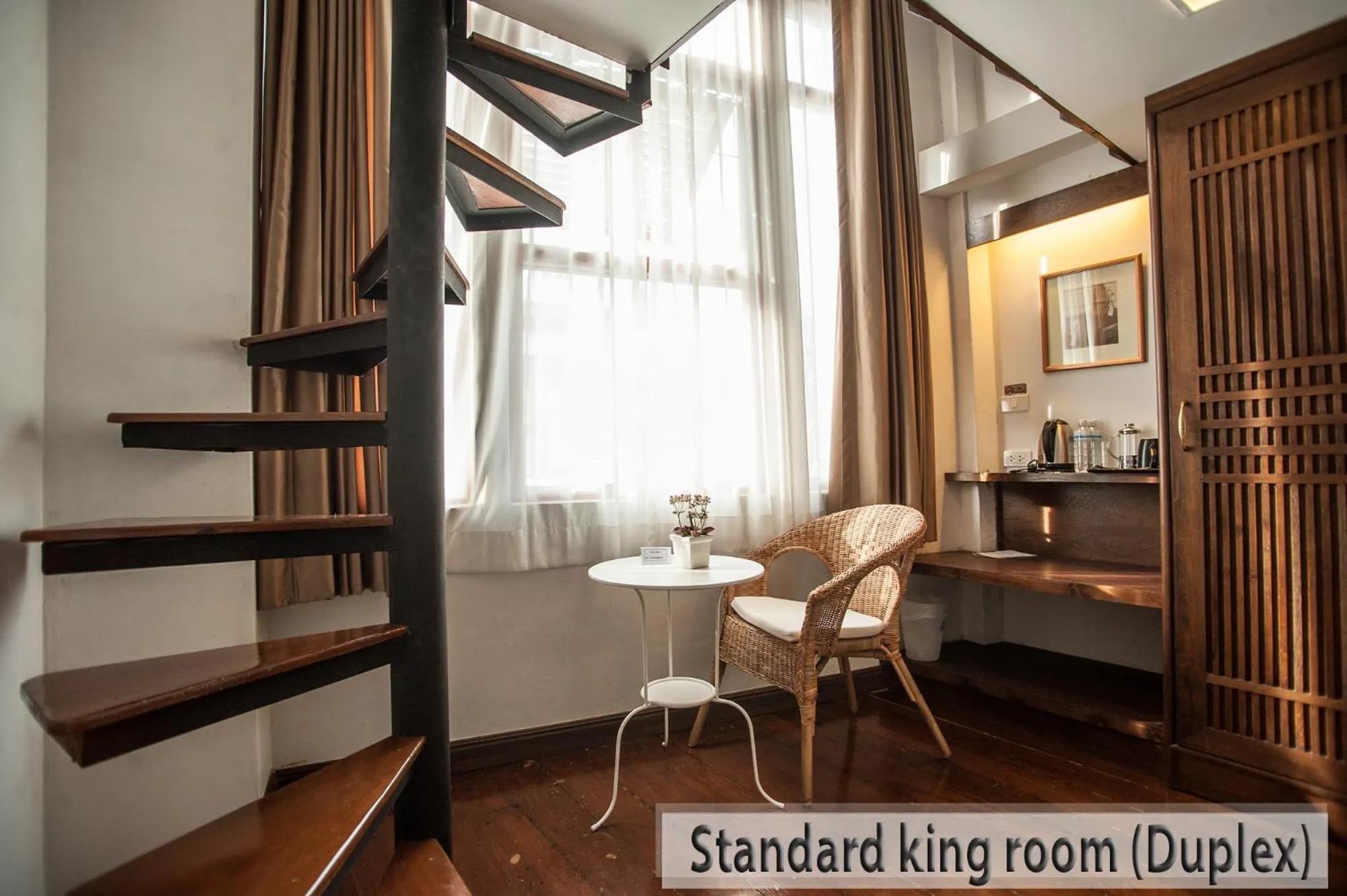 Living room in Chetuphon Gate