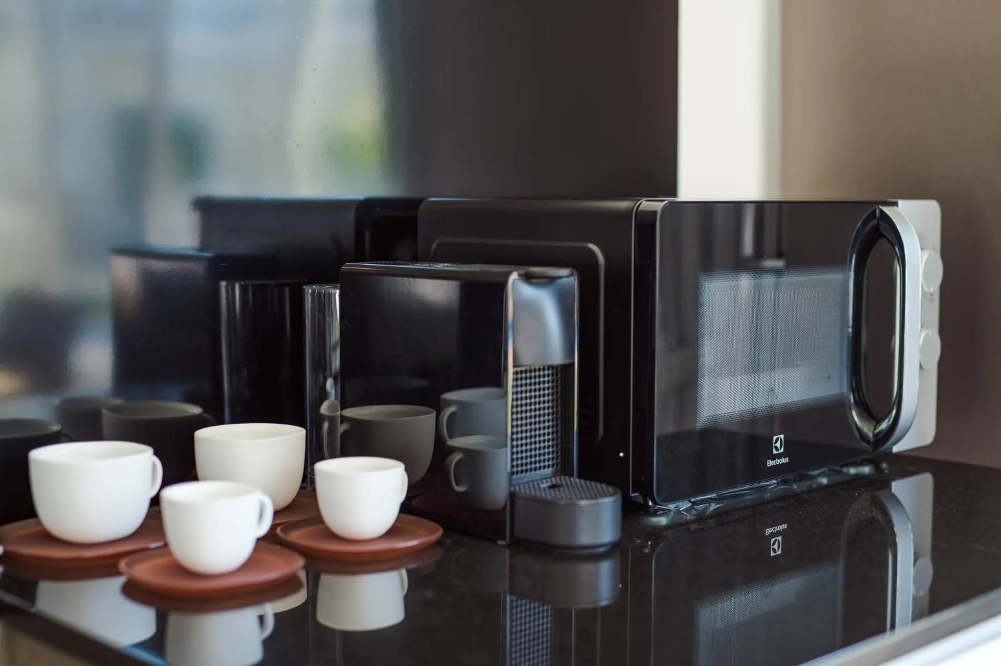 Coffee/tea facilities in Oriental Beach Pearl Resort