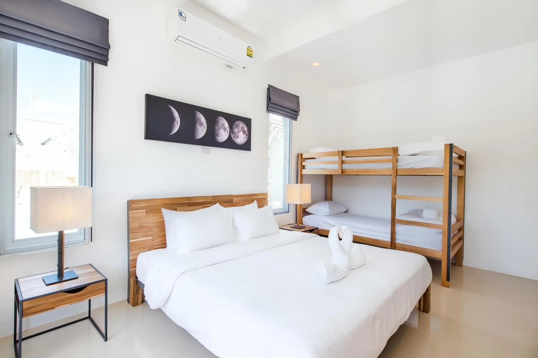 Bedroom, Bed in Oriental Beach Pearl Resort