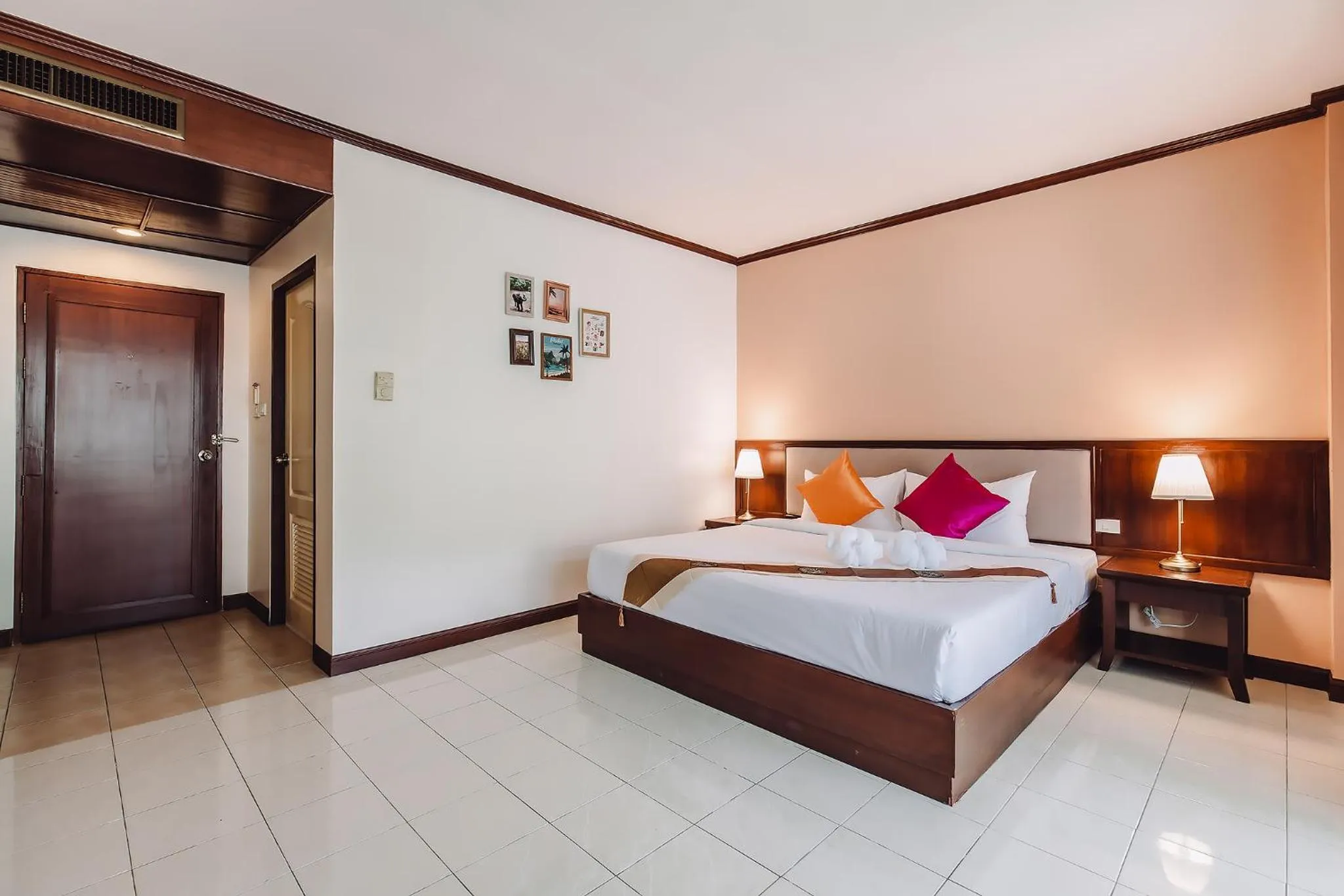 Bedroom in Bauman Ville Hotel