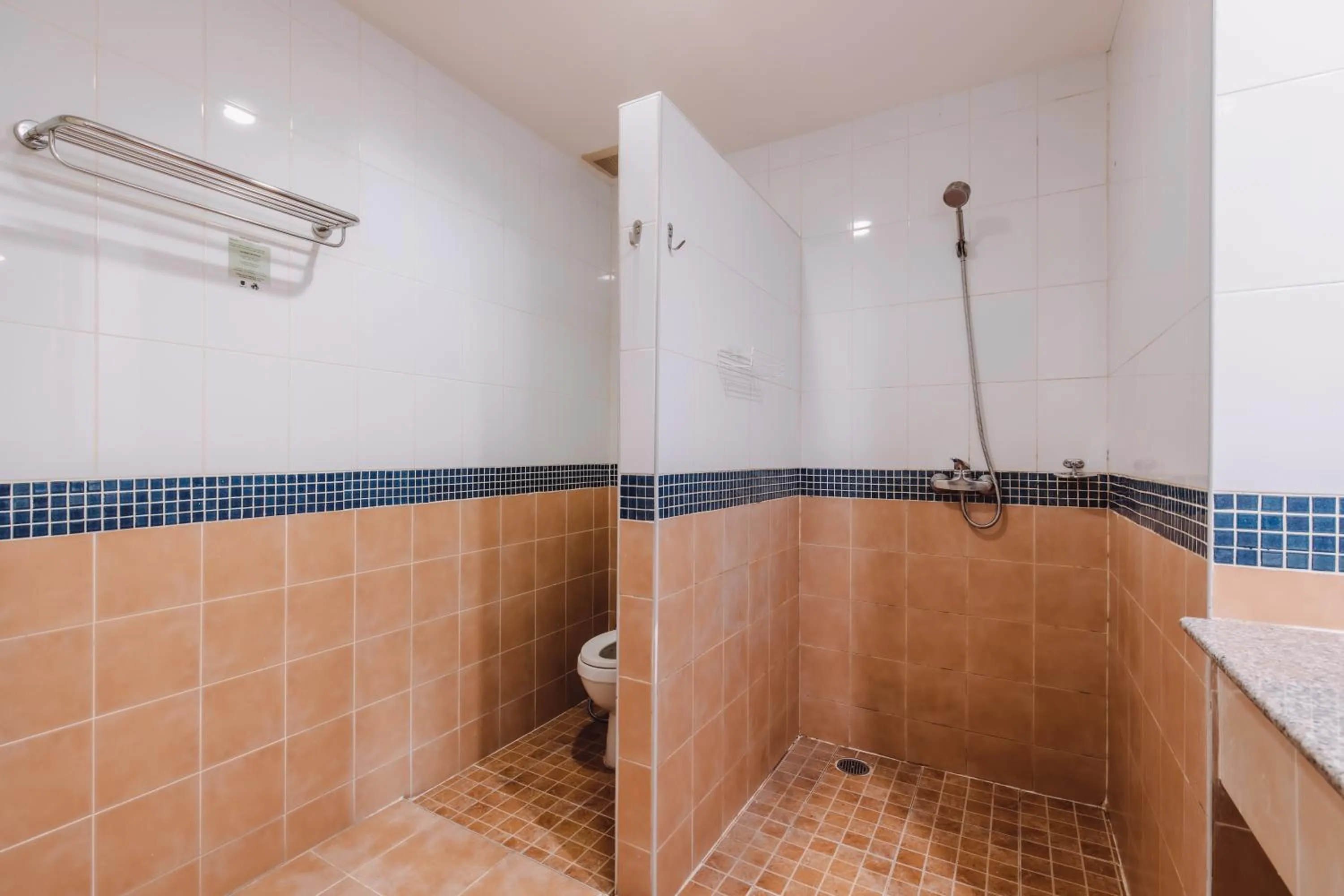 Shower in Bauman Ville Hotel