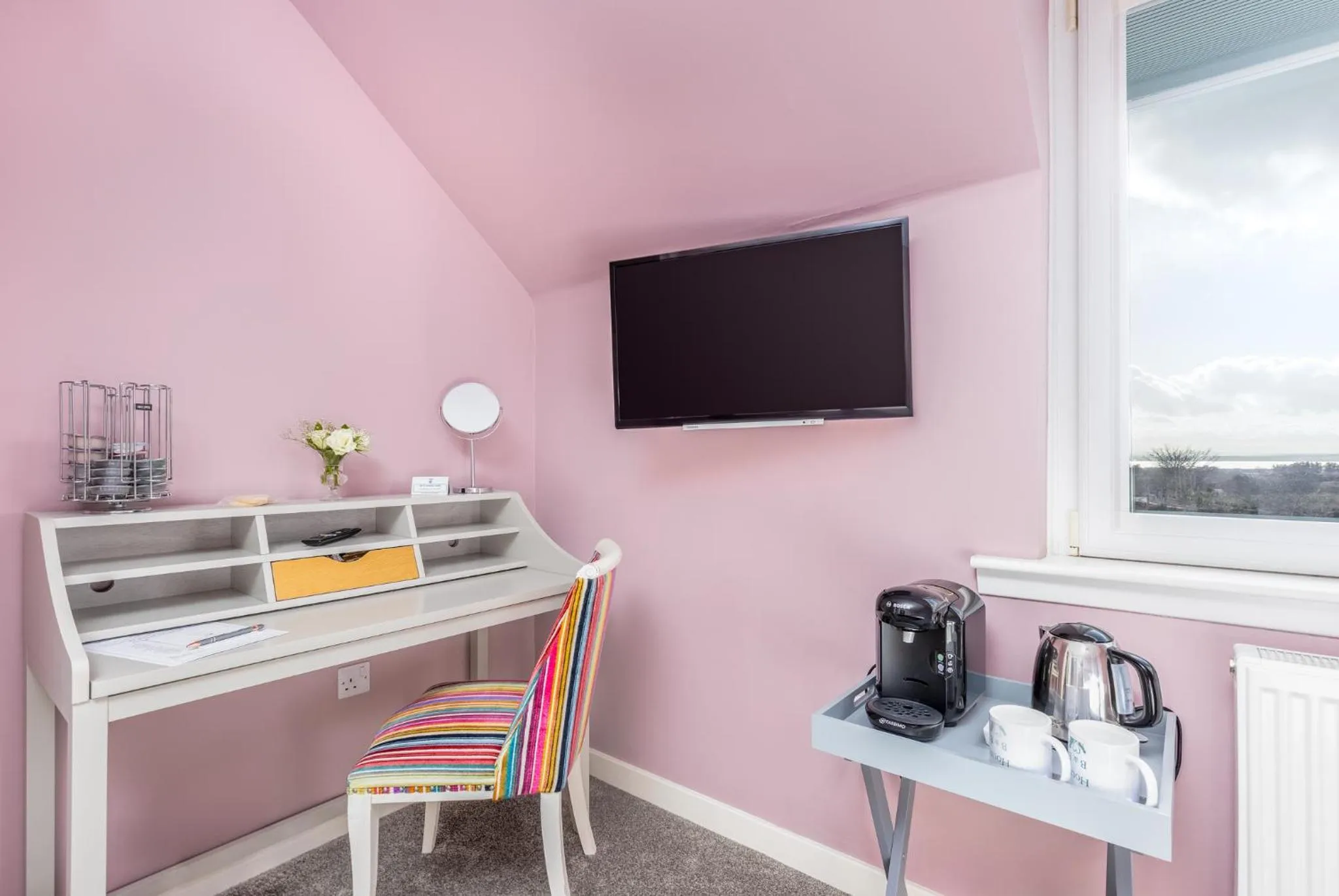 Bedroom in Heartseed House Bed & Breakfast