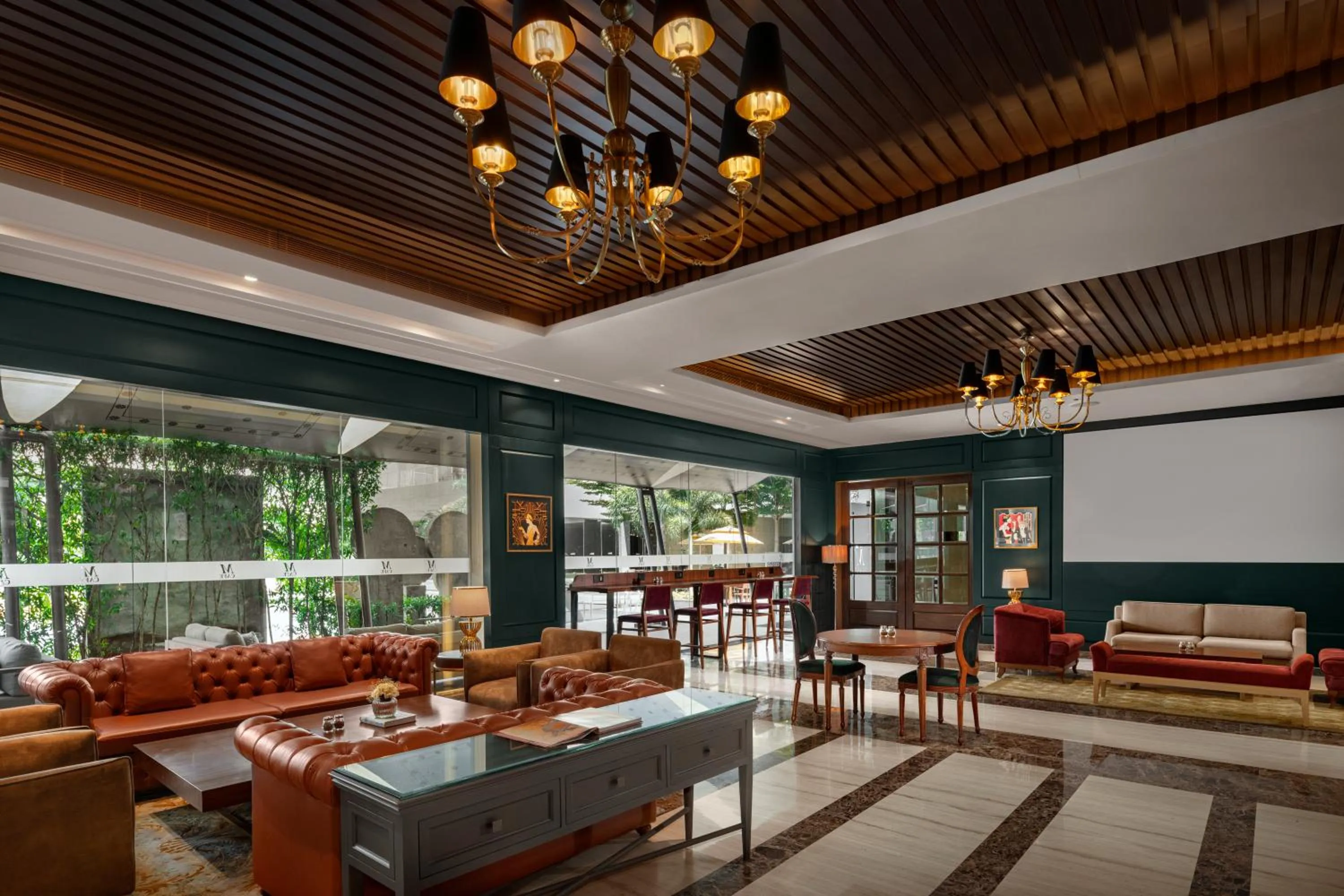 Restaurant/places to eat in Radisson Resort & Spa Kandla