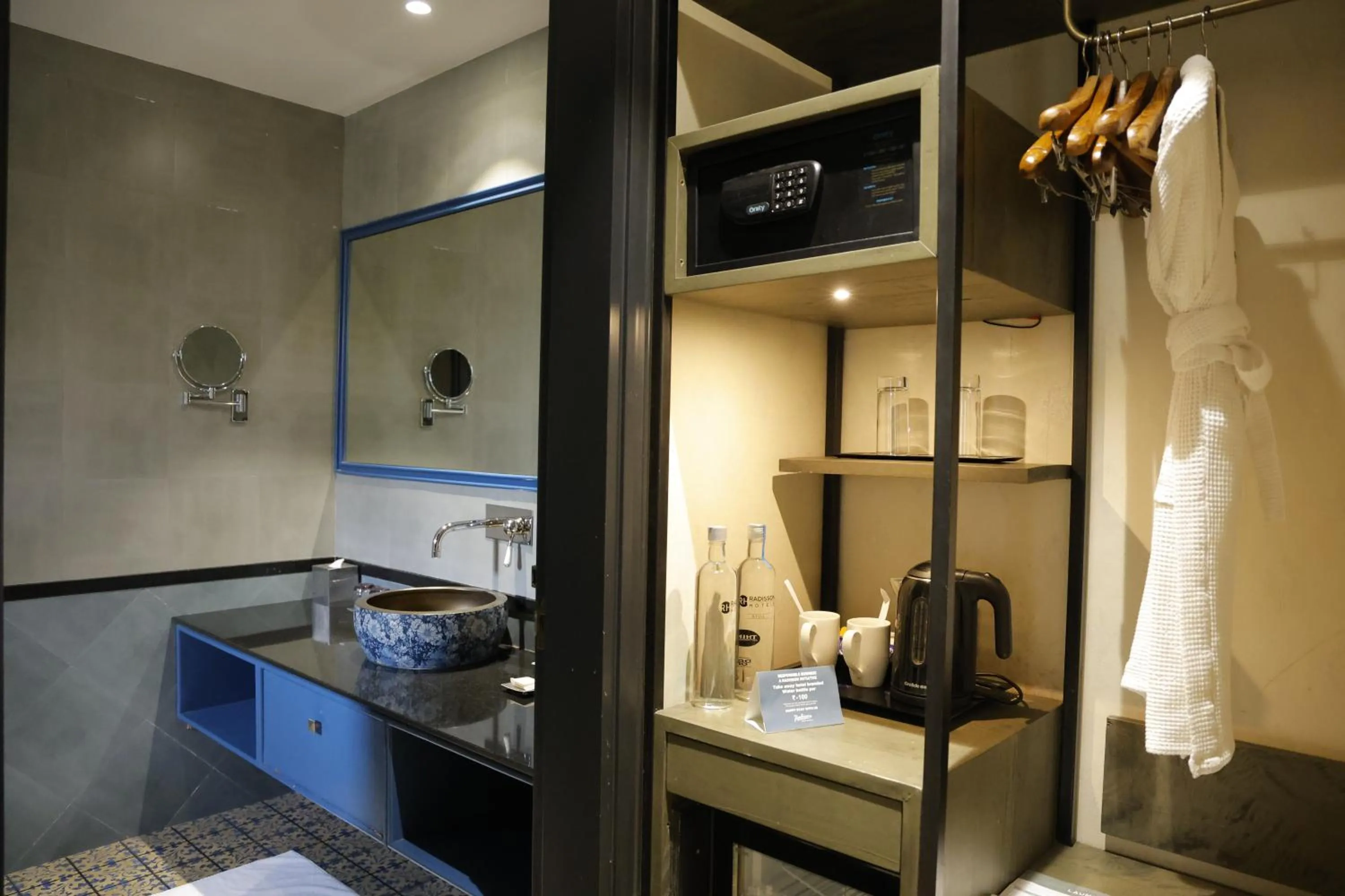 Toilet in Radisson Resort & Spa Kandla