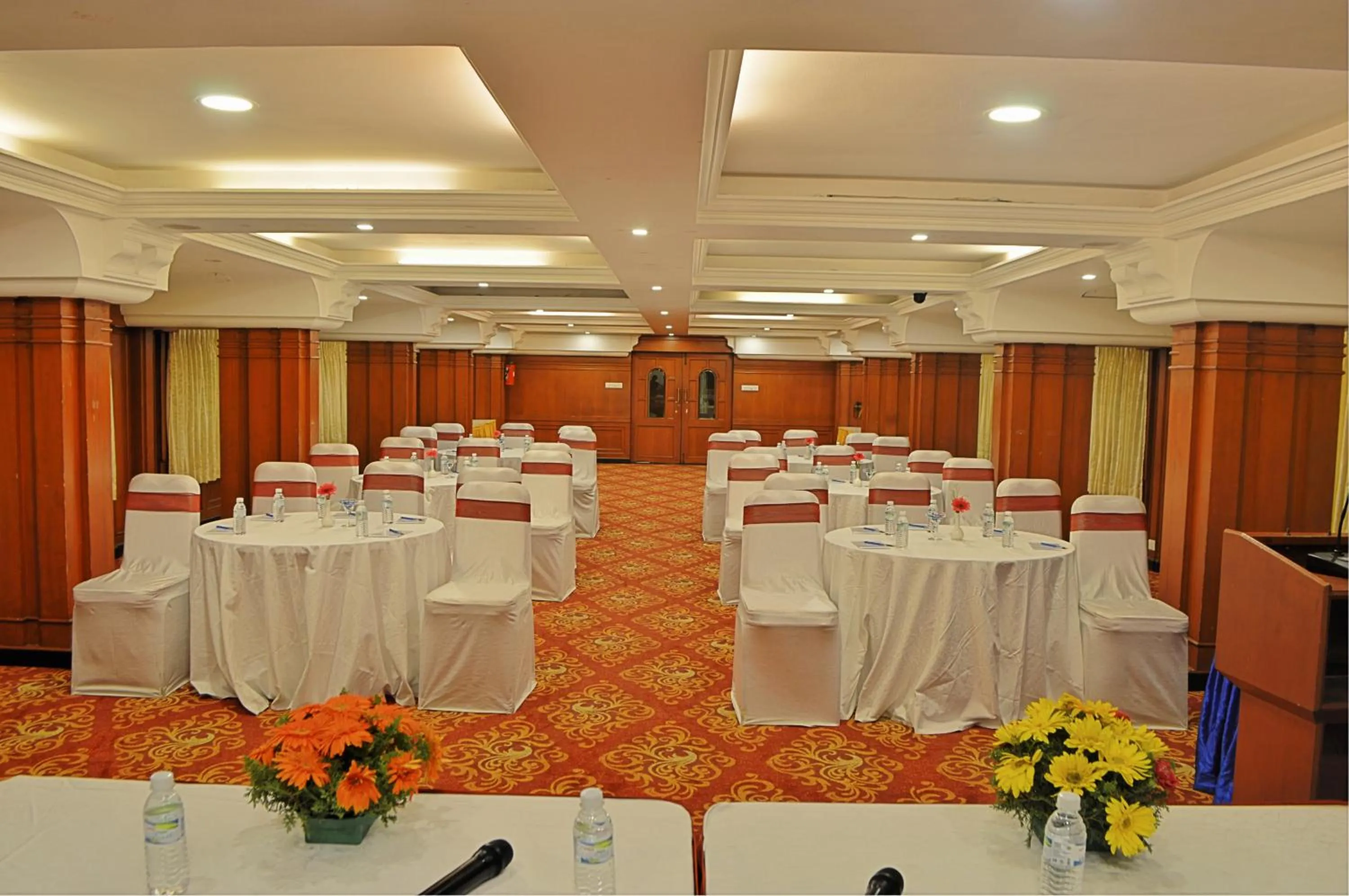 Banquet/Function facilities in Hotel Gokulam Park