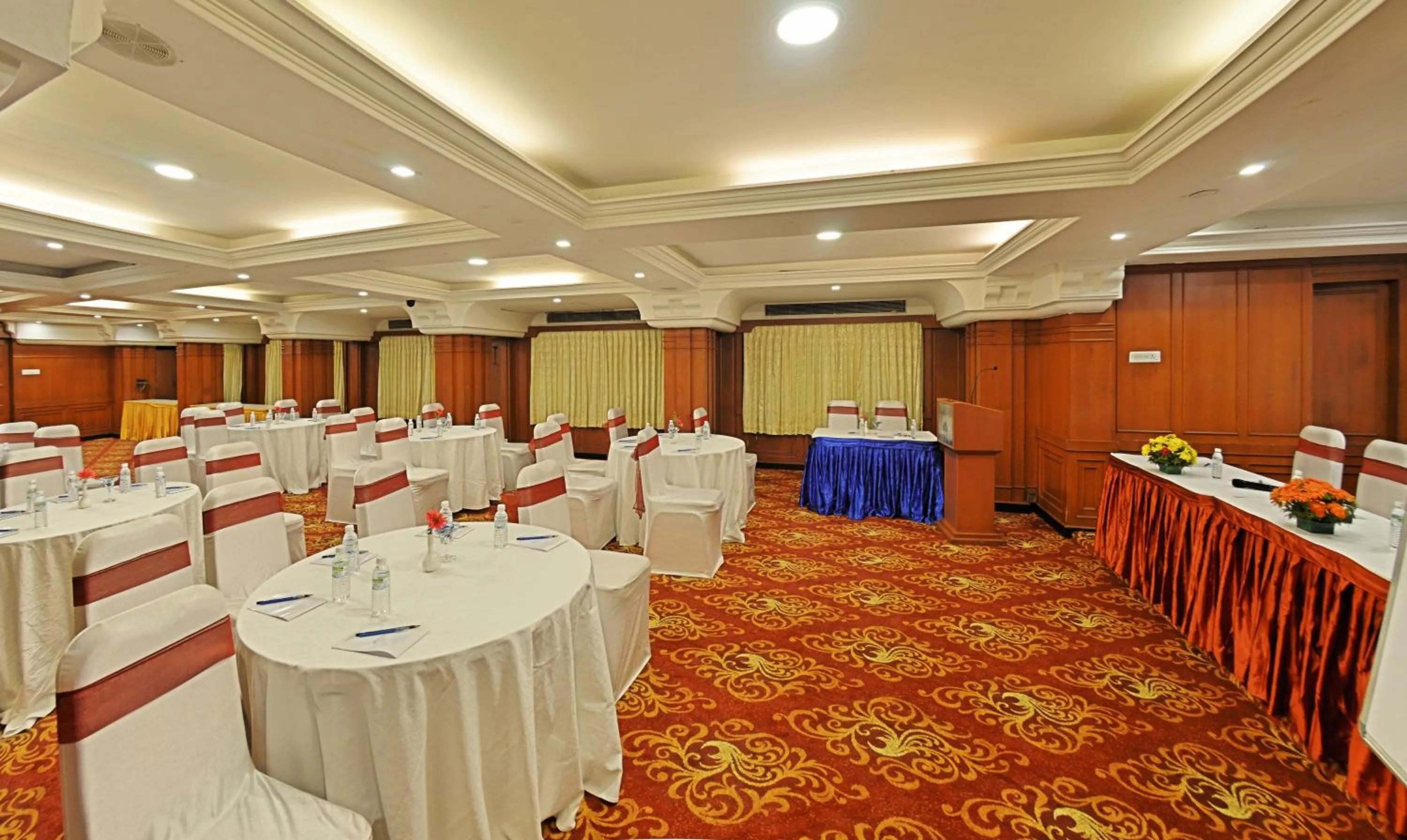 Banquet/Function facilities in Hotel Gokulam Park