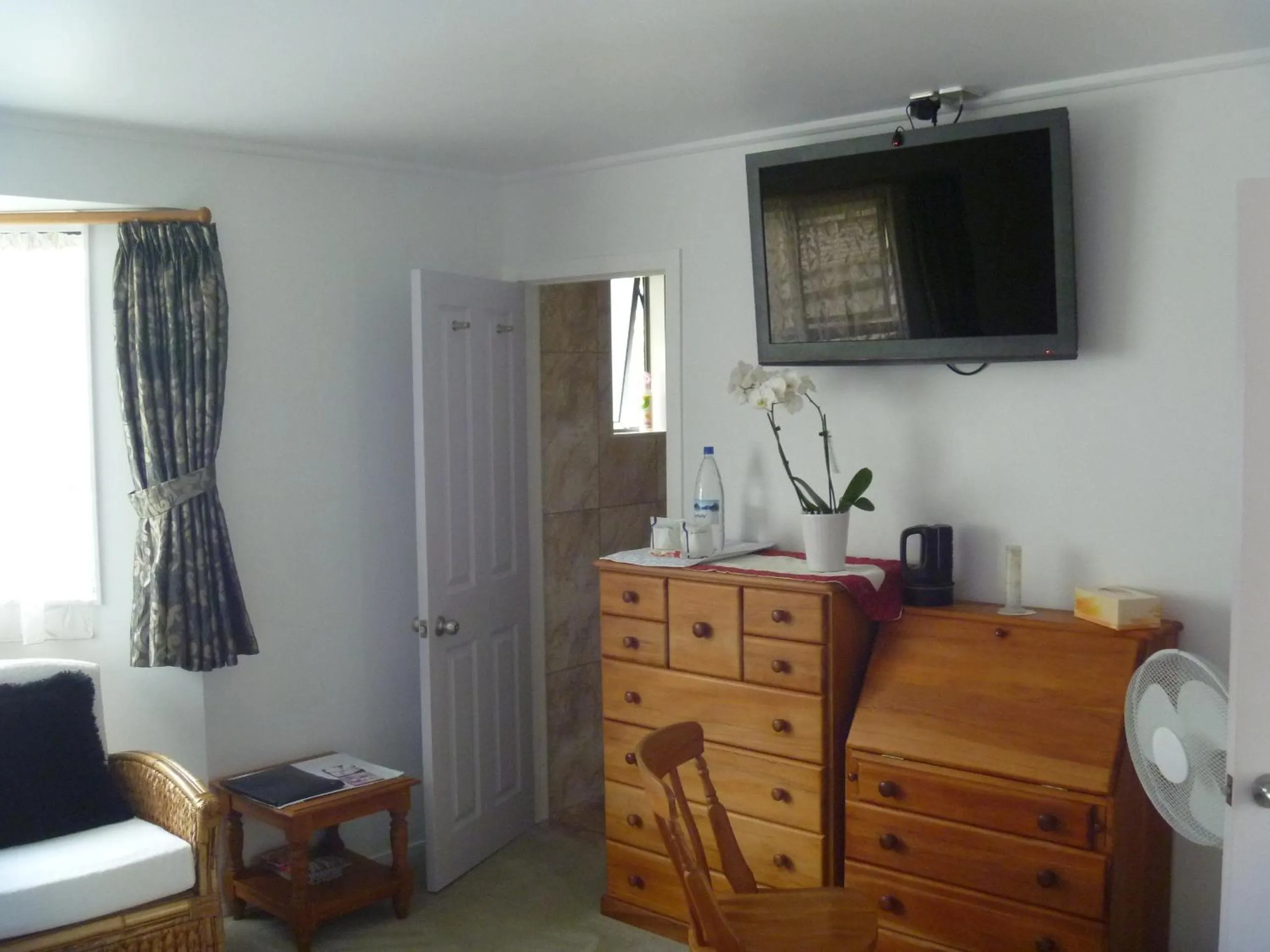 Decorative detail in At Parkland Place B&B