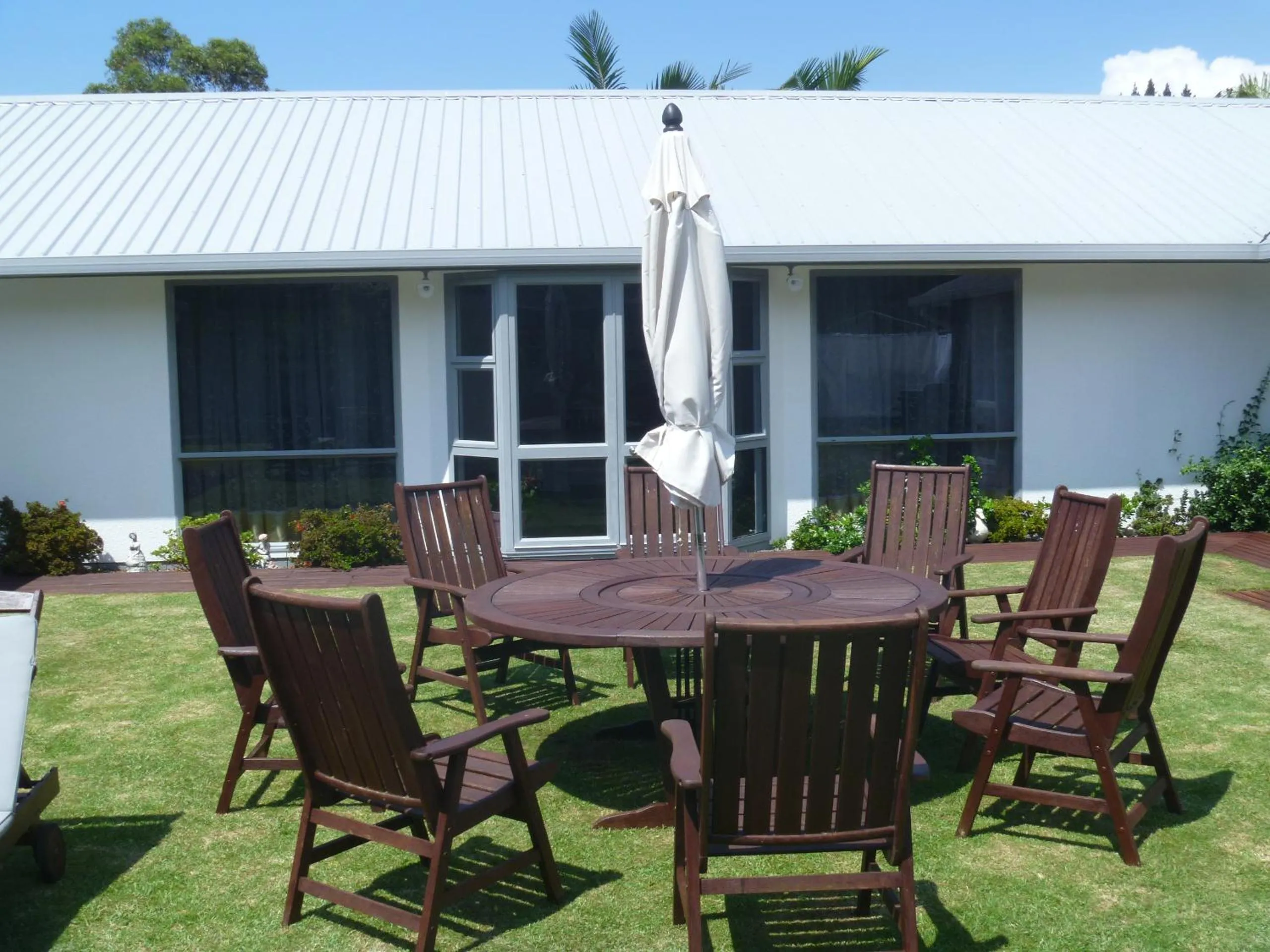 BBQ facilities in At Parkland Place B&B