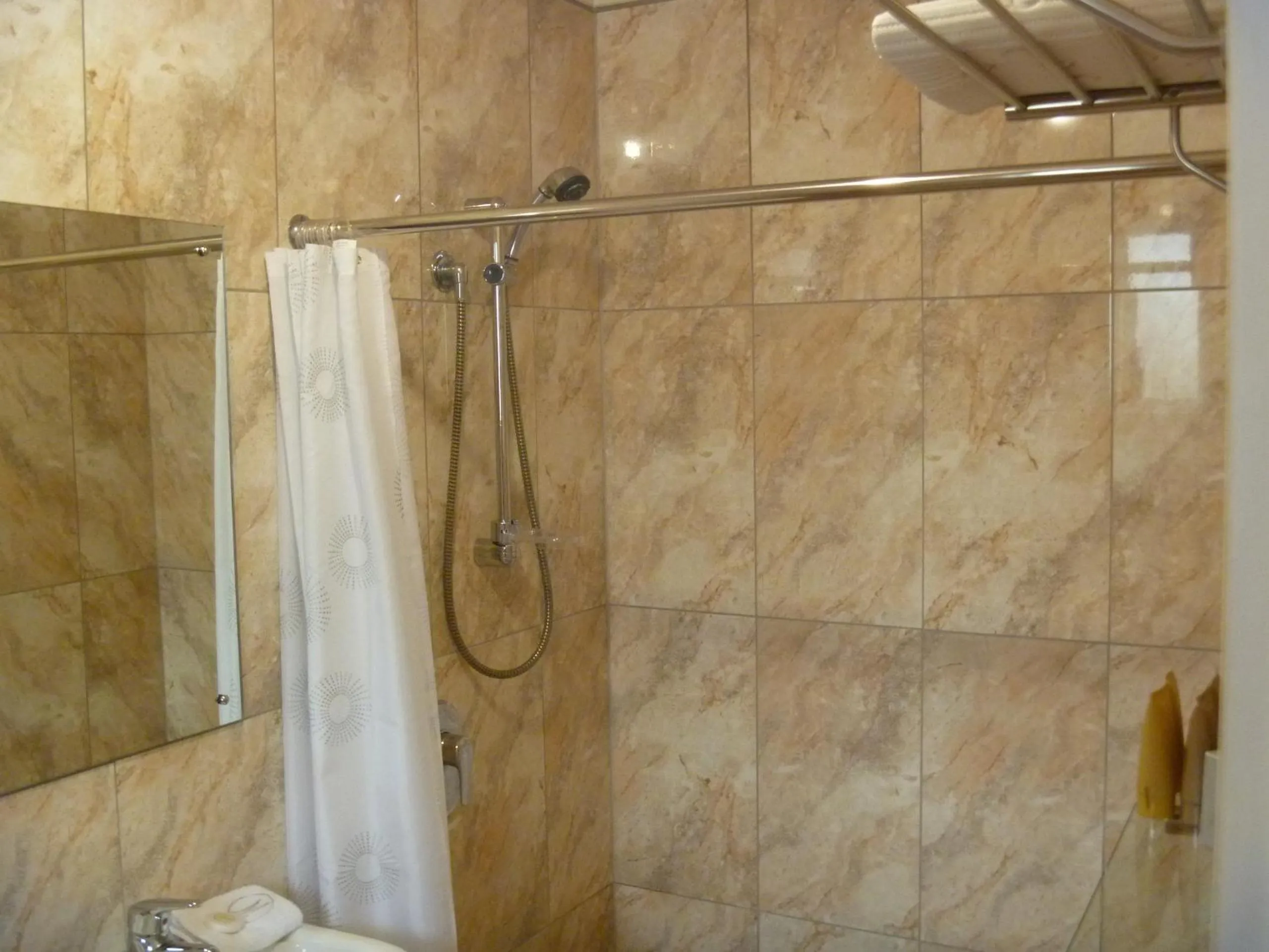 Shower in At Parkland Place B&B