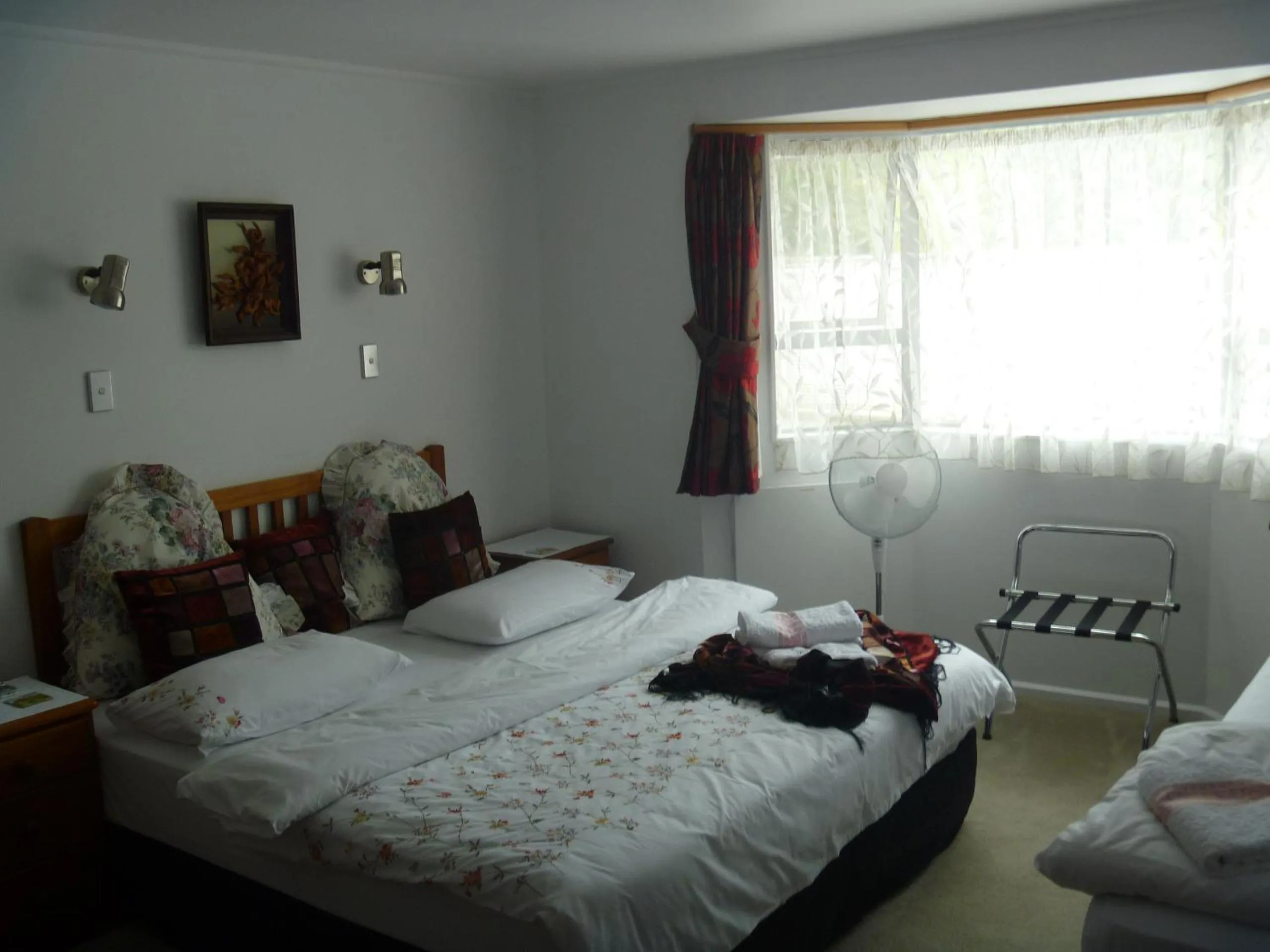 Bed in At Parkland Place B&B