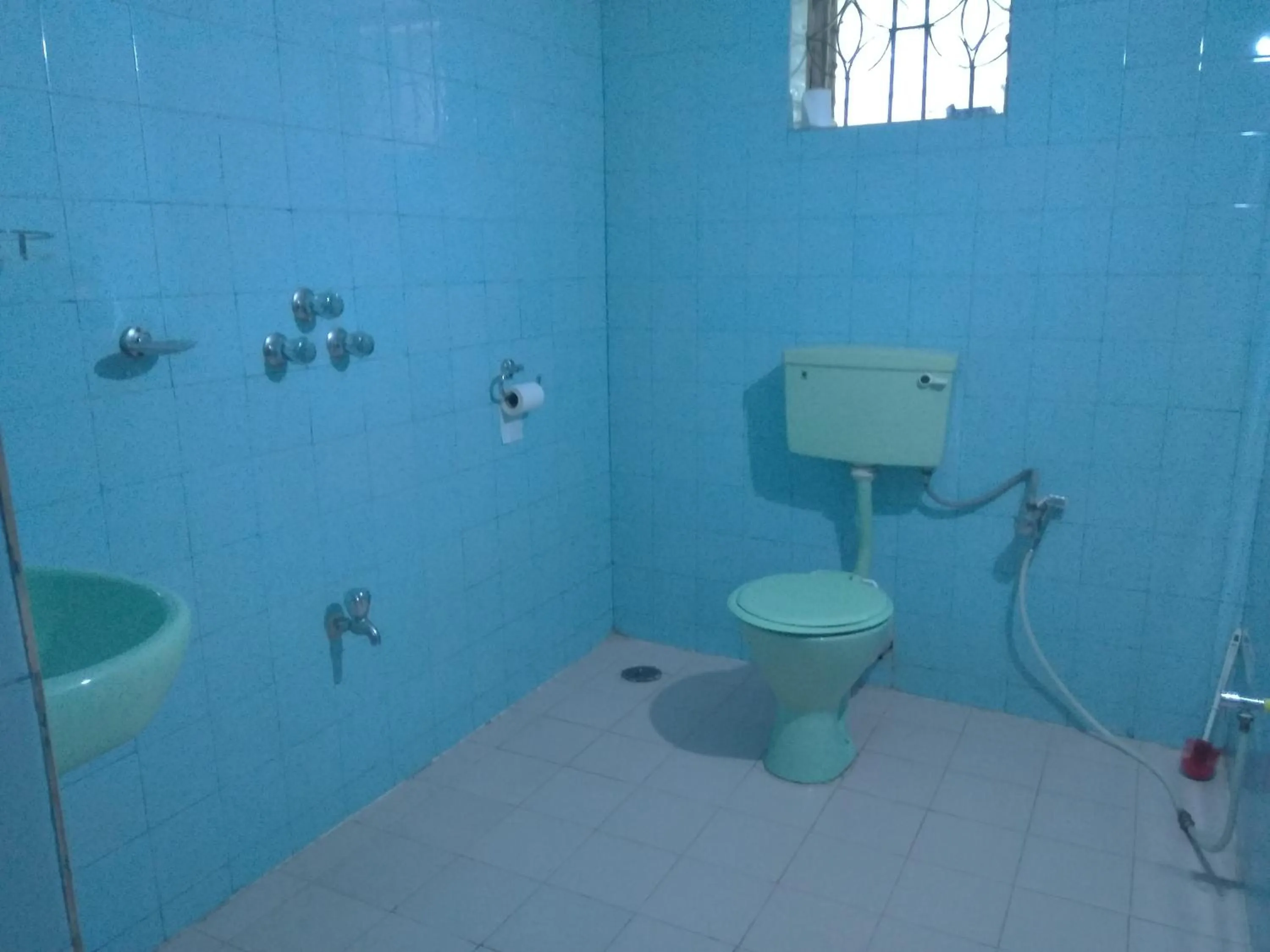 Bathroom in Jes Guest House