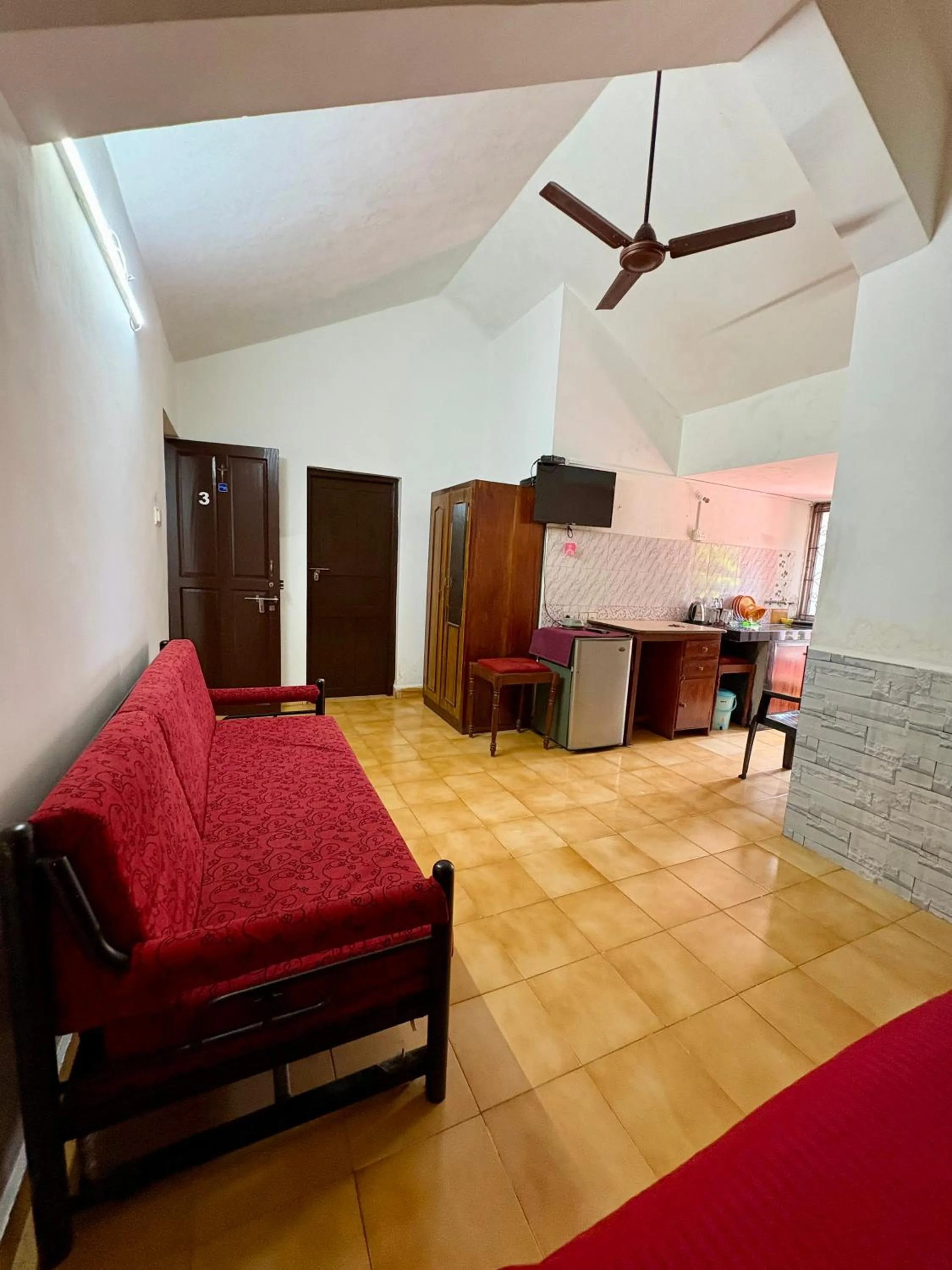 Photo of the whole room, Bed in Jes Guest House