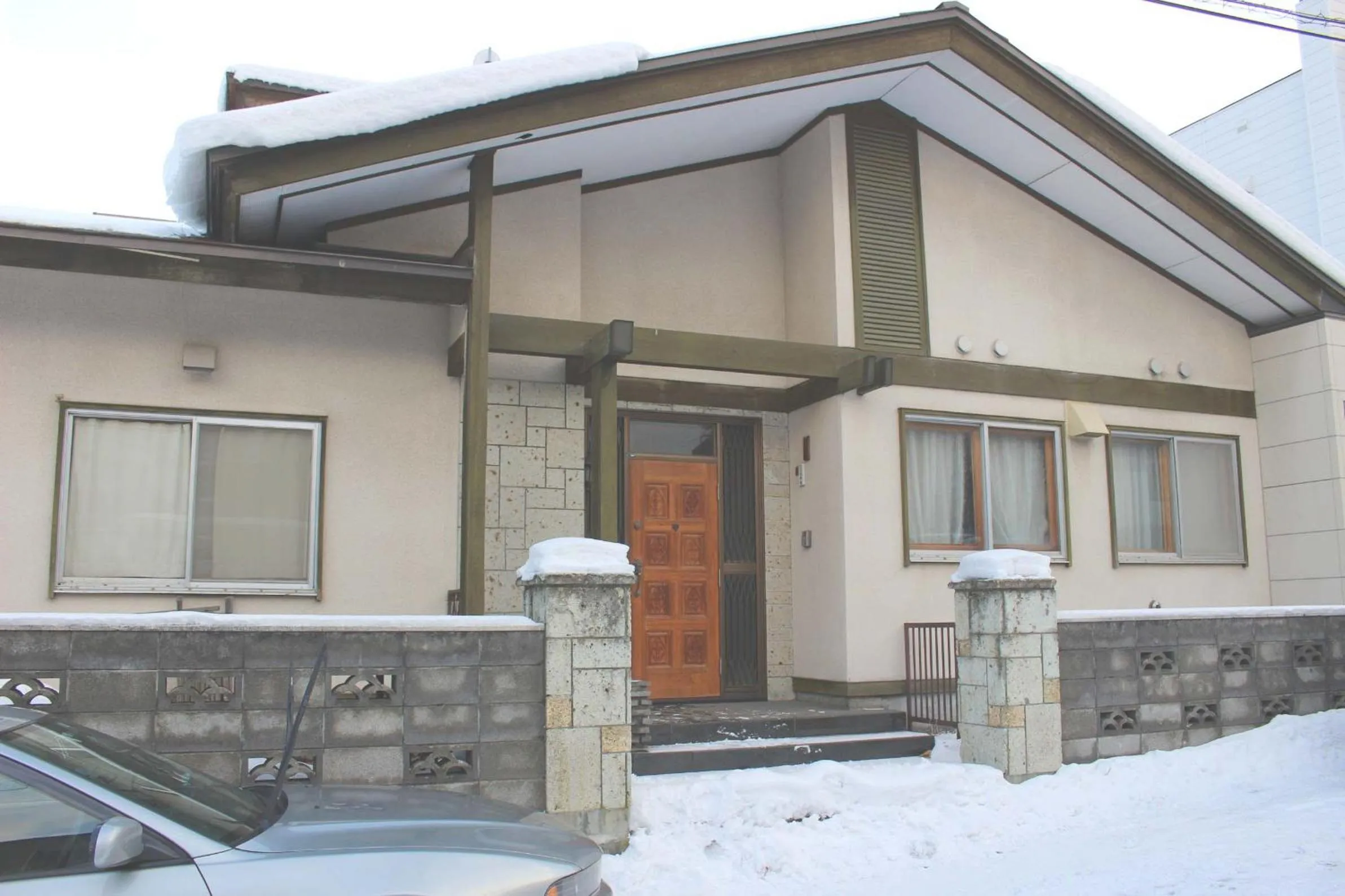 Facade/entrance in Hostel Jumpu Manpan