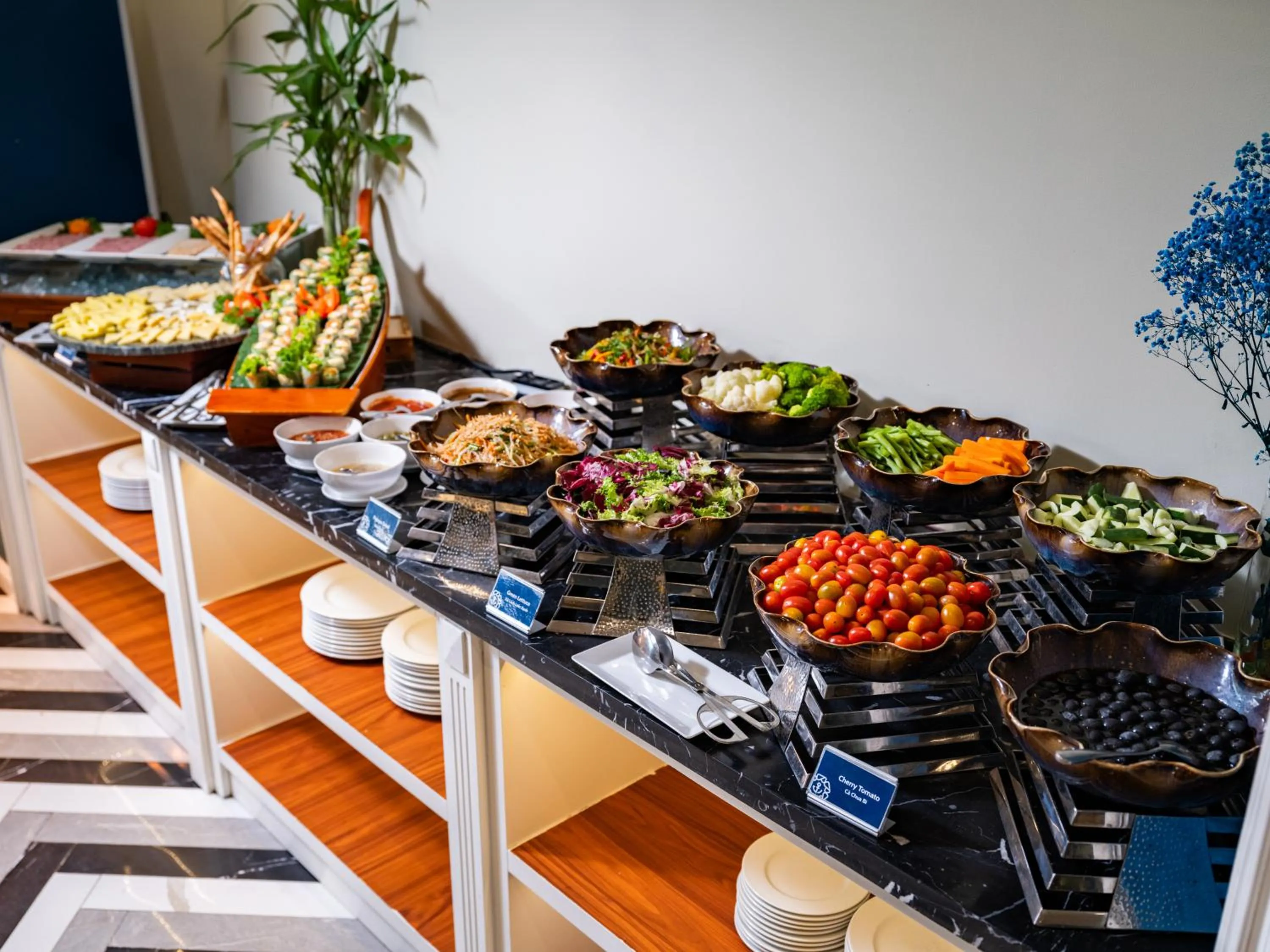 Food and drinks in Bel Marina Hoi An Resort