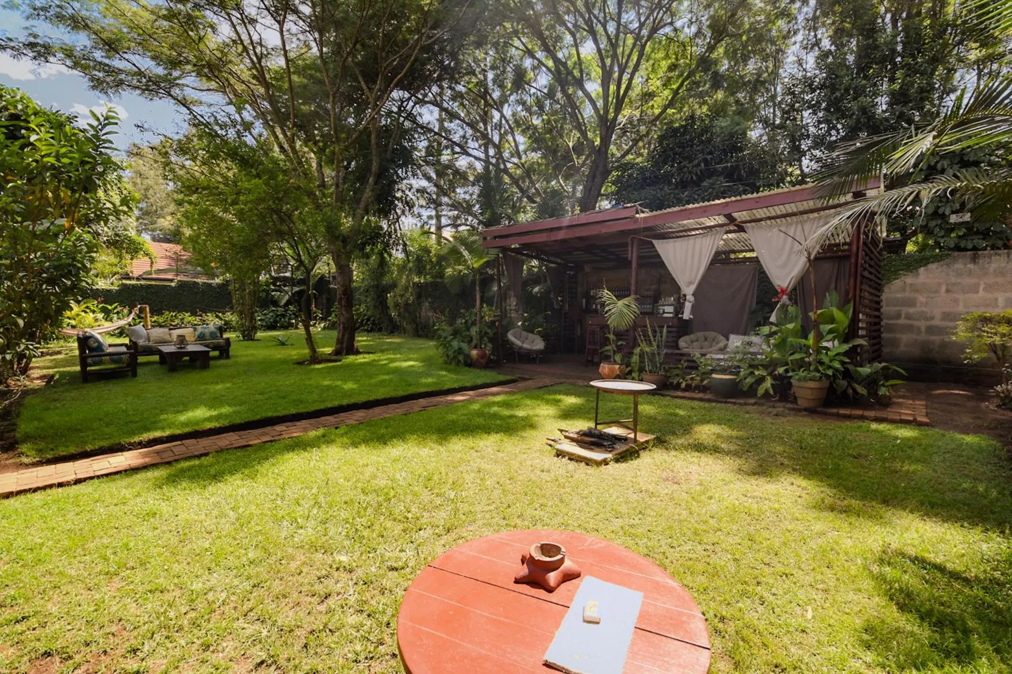 Garden in Utamaduni House B&B