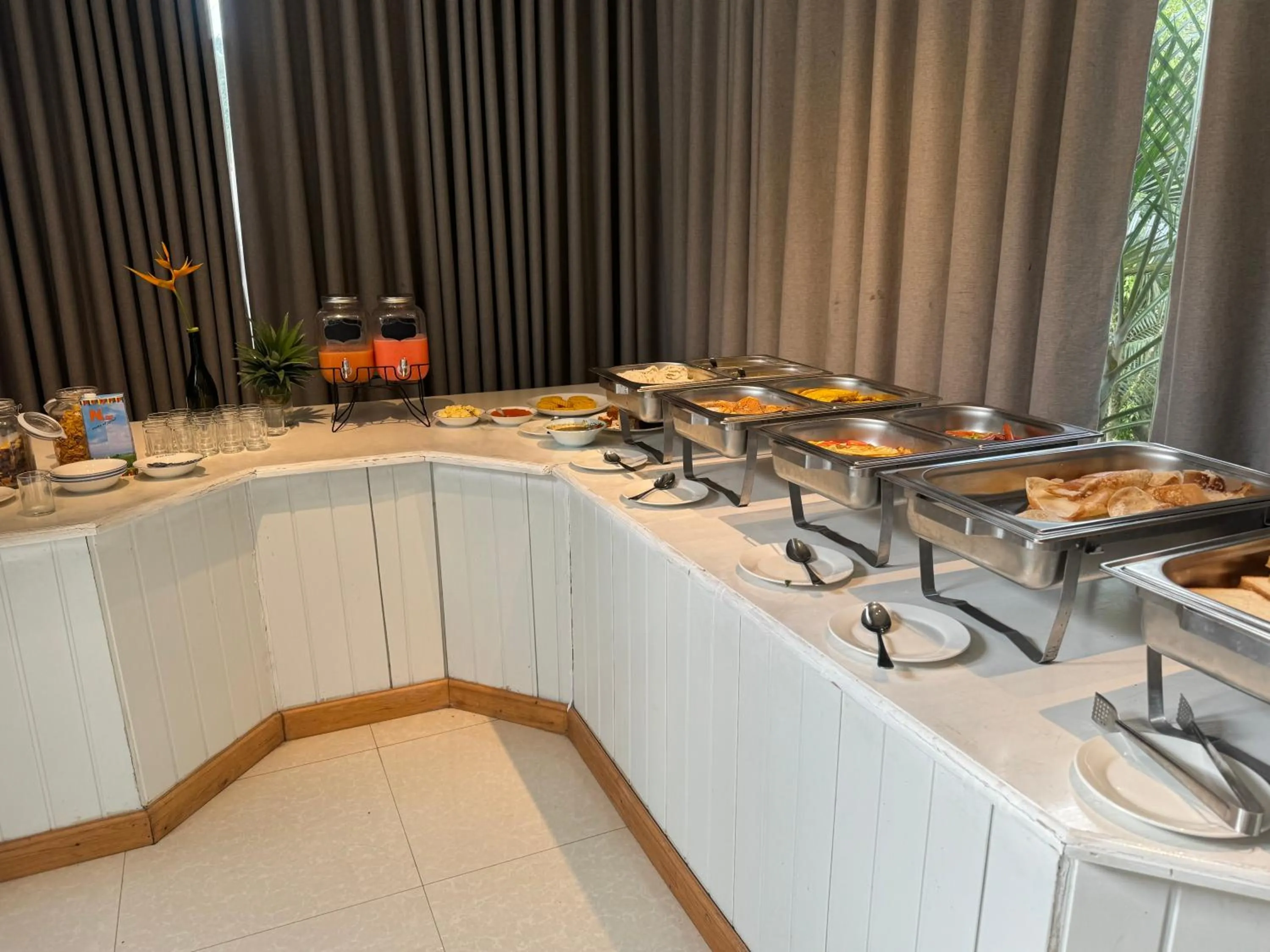 Breakfast in French Garden Kandy