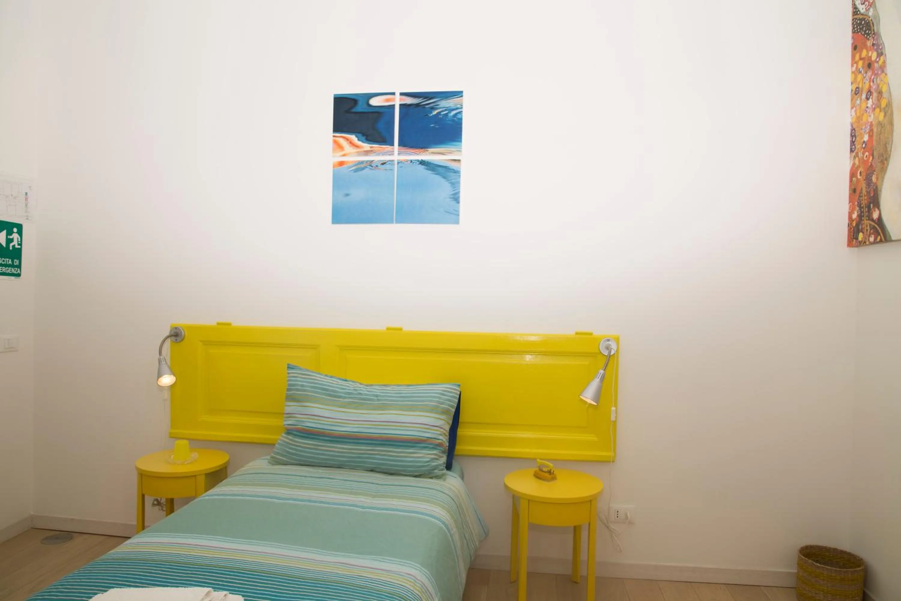 Photo of the whole room in LA PAUSA