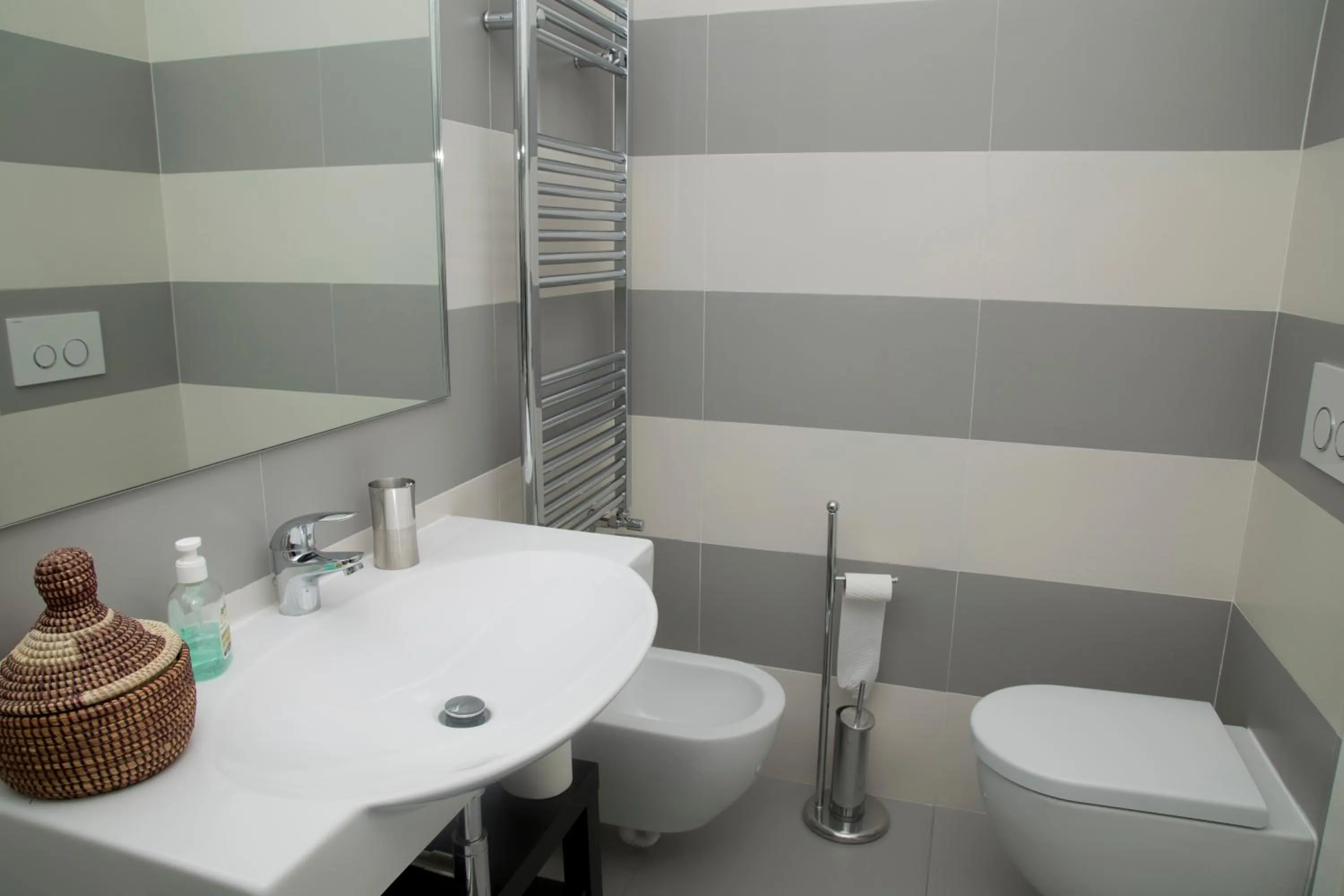 Bathroom in LA PAUSA