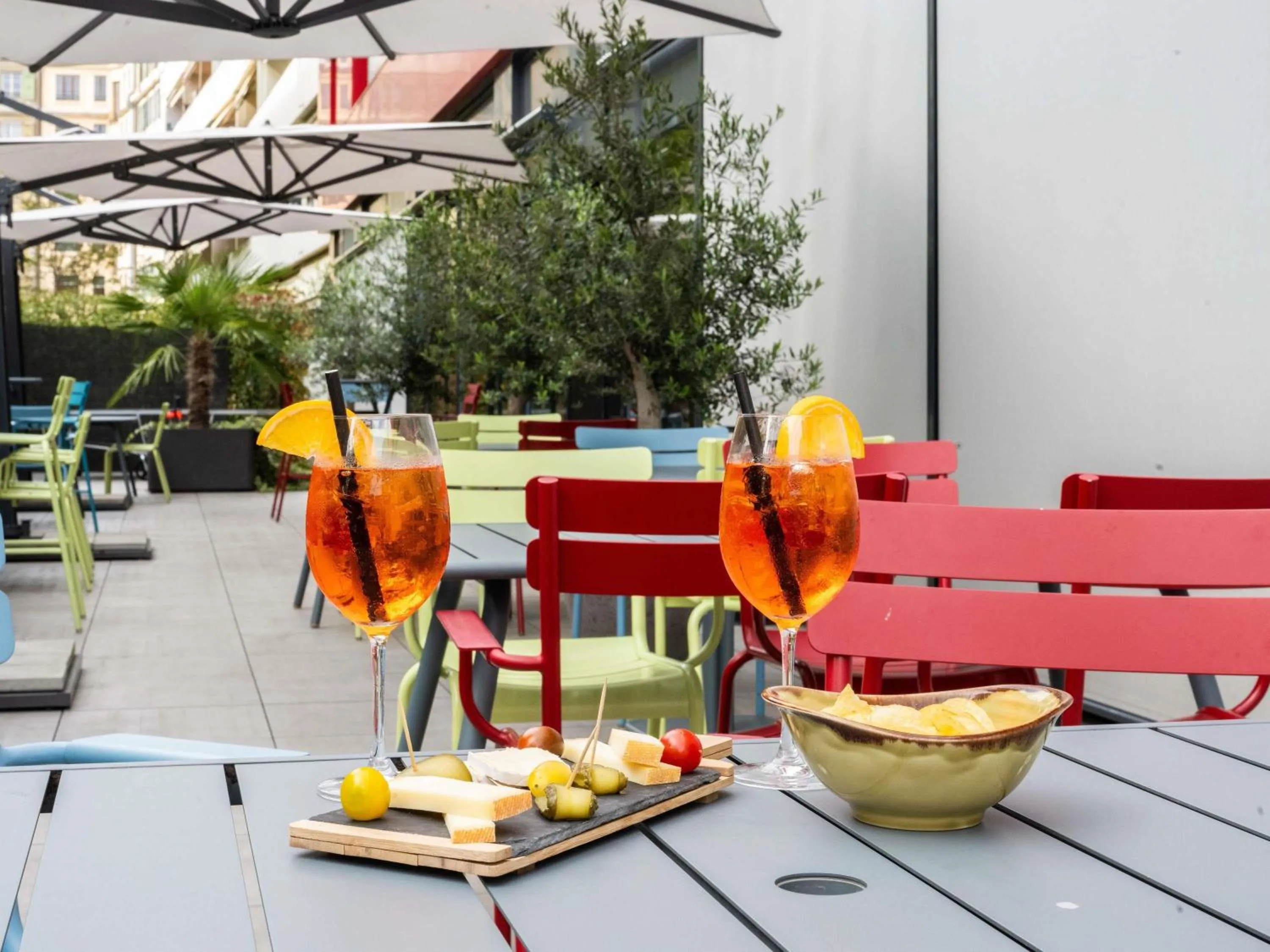 Lounge or bar in ibis Genève Centre Nations