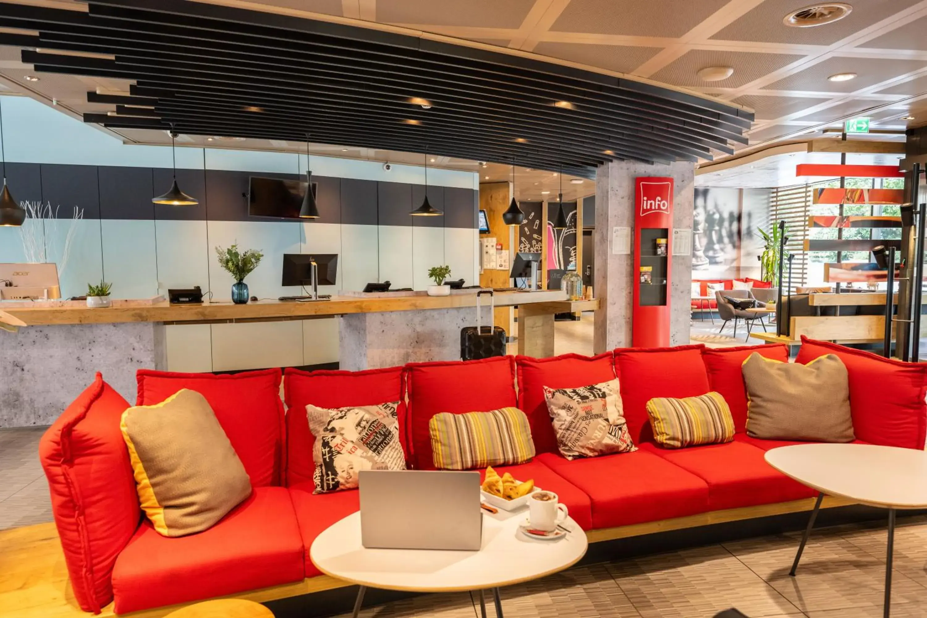 Lobby or reception in ibis Genève Centre Nations Lobby or reception in ibis Genève Centre Nations