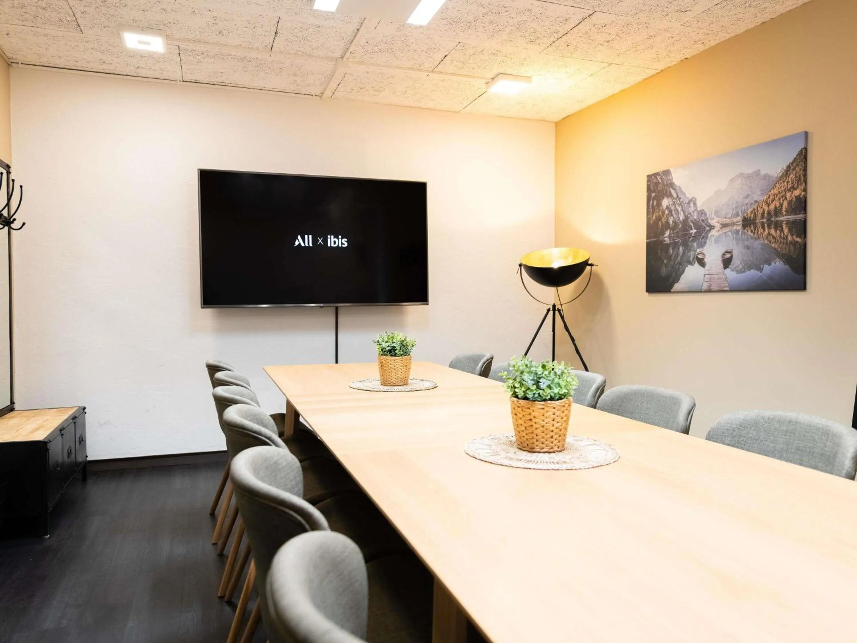 Meeting/conference room in ibis Genève Centre Nations