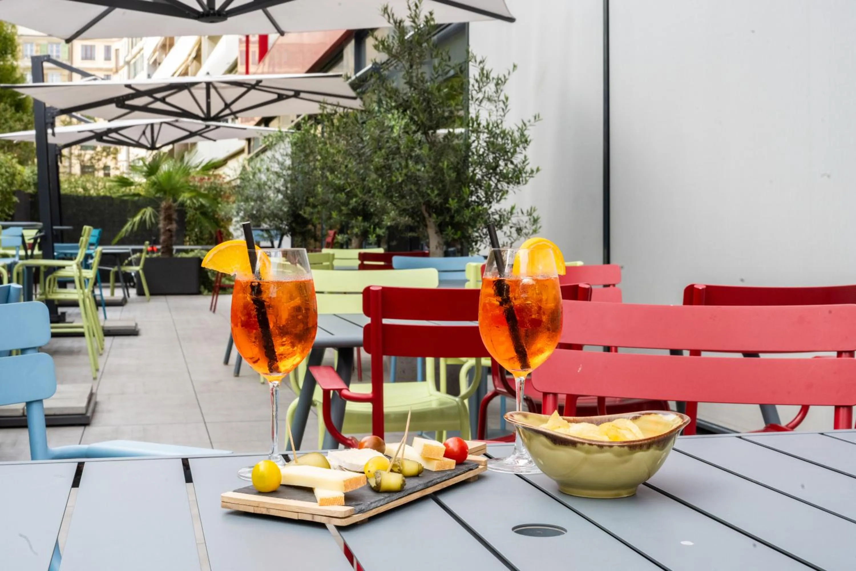 Lounge or bar in ibis Genève Centre Nations