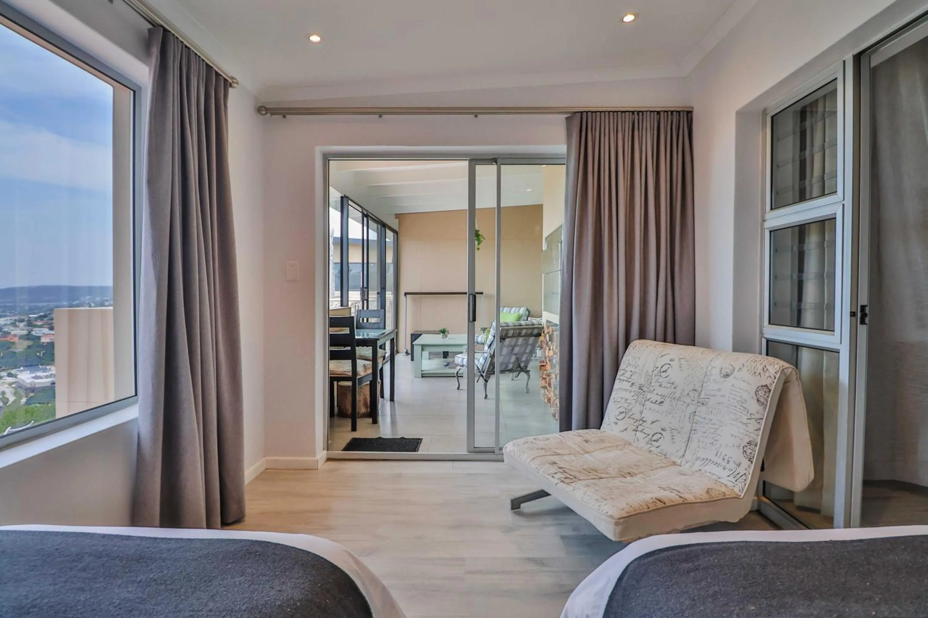 Balcony/Terrace, Bed in Belle Vue Ridge BnB,