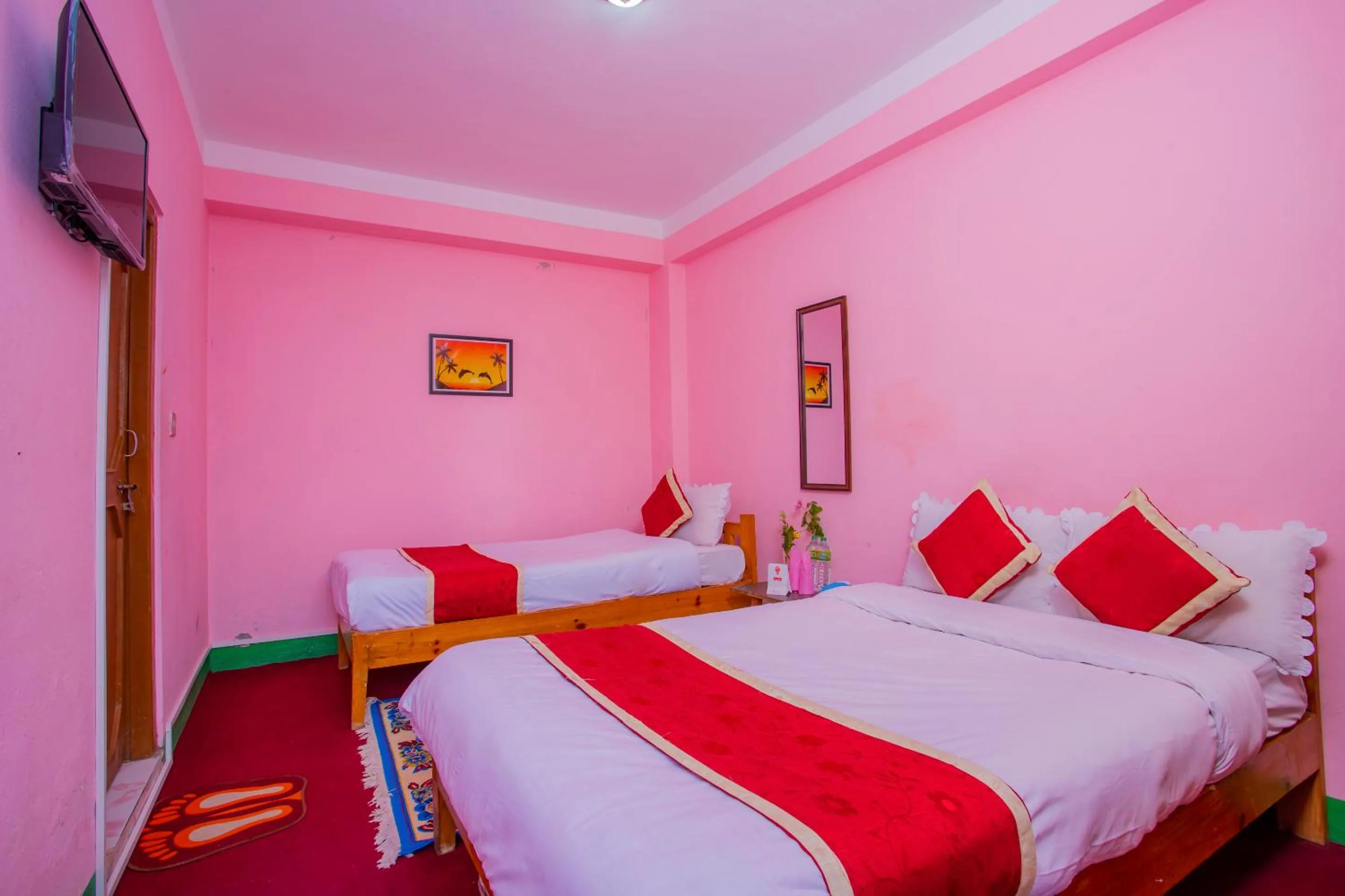 Bedroom, Bed in Sunrise Moon Beam Hotel