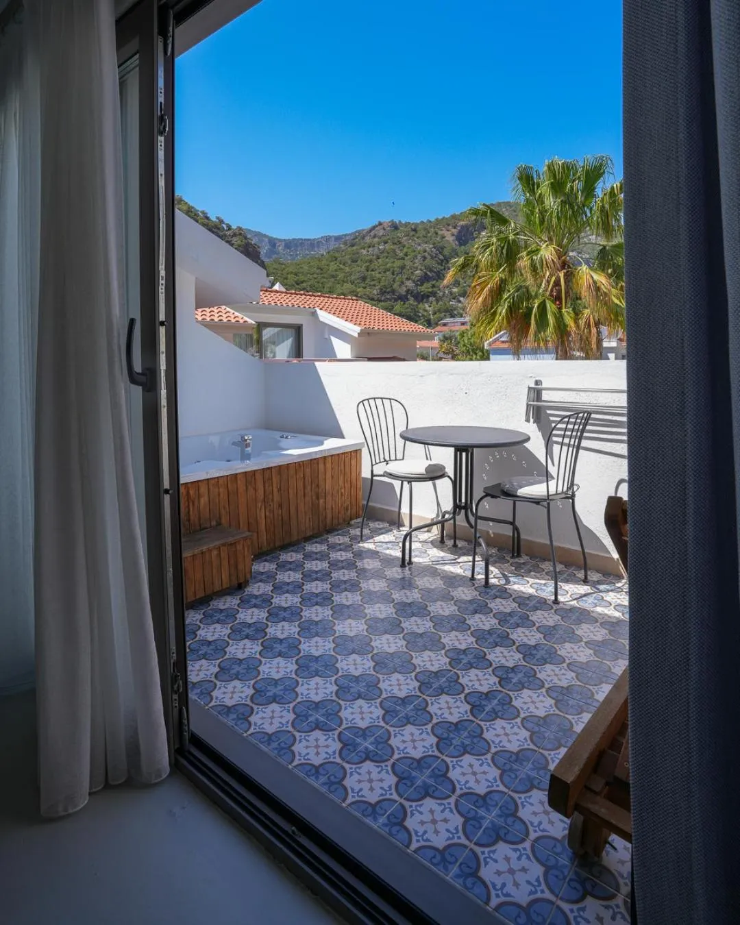 Hot Tub in Kassandra Boutique Hotel