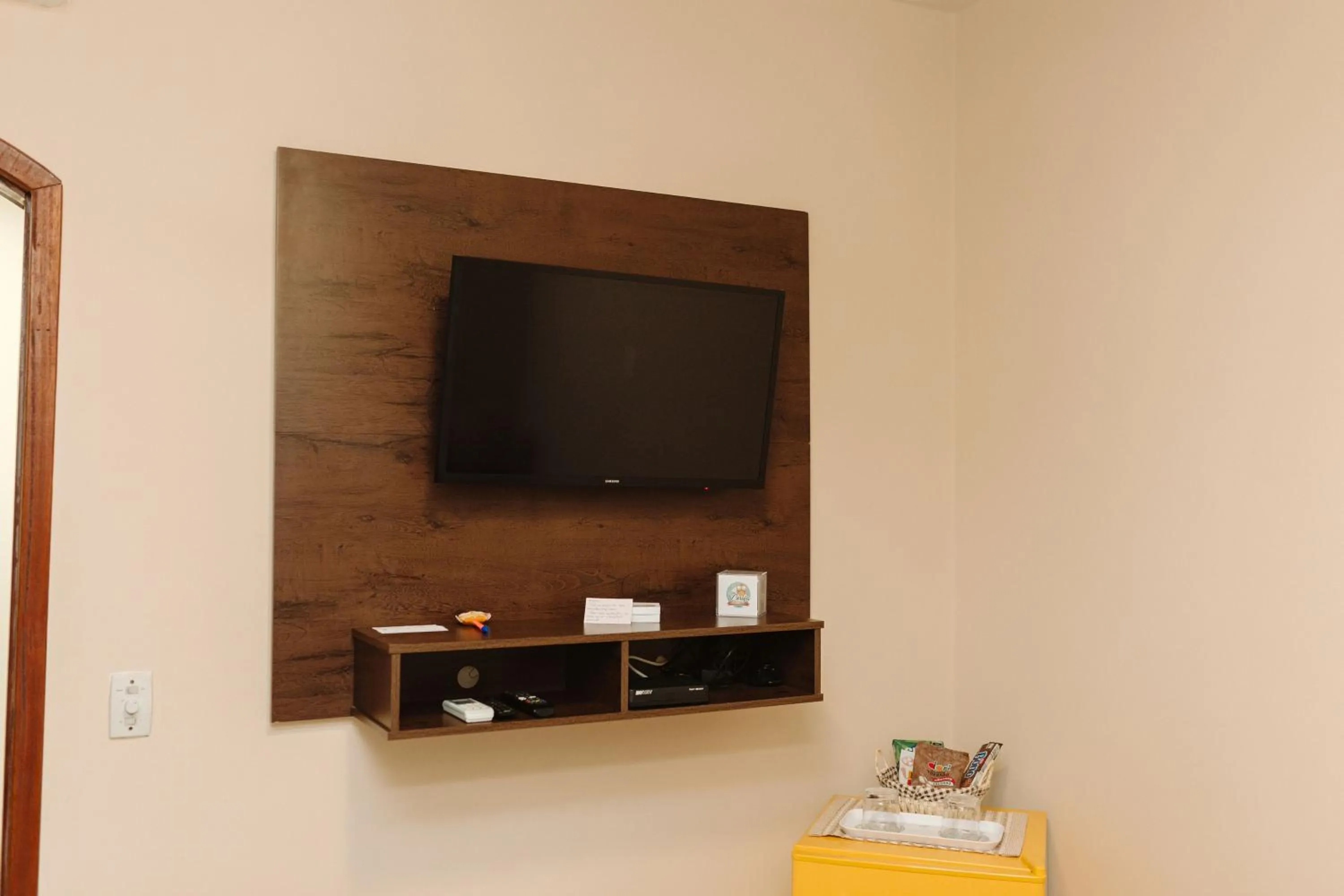 TV and multimedia in Casa da Coruja