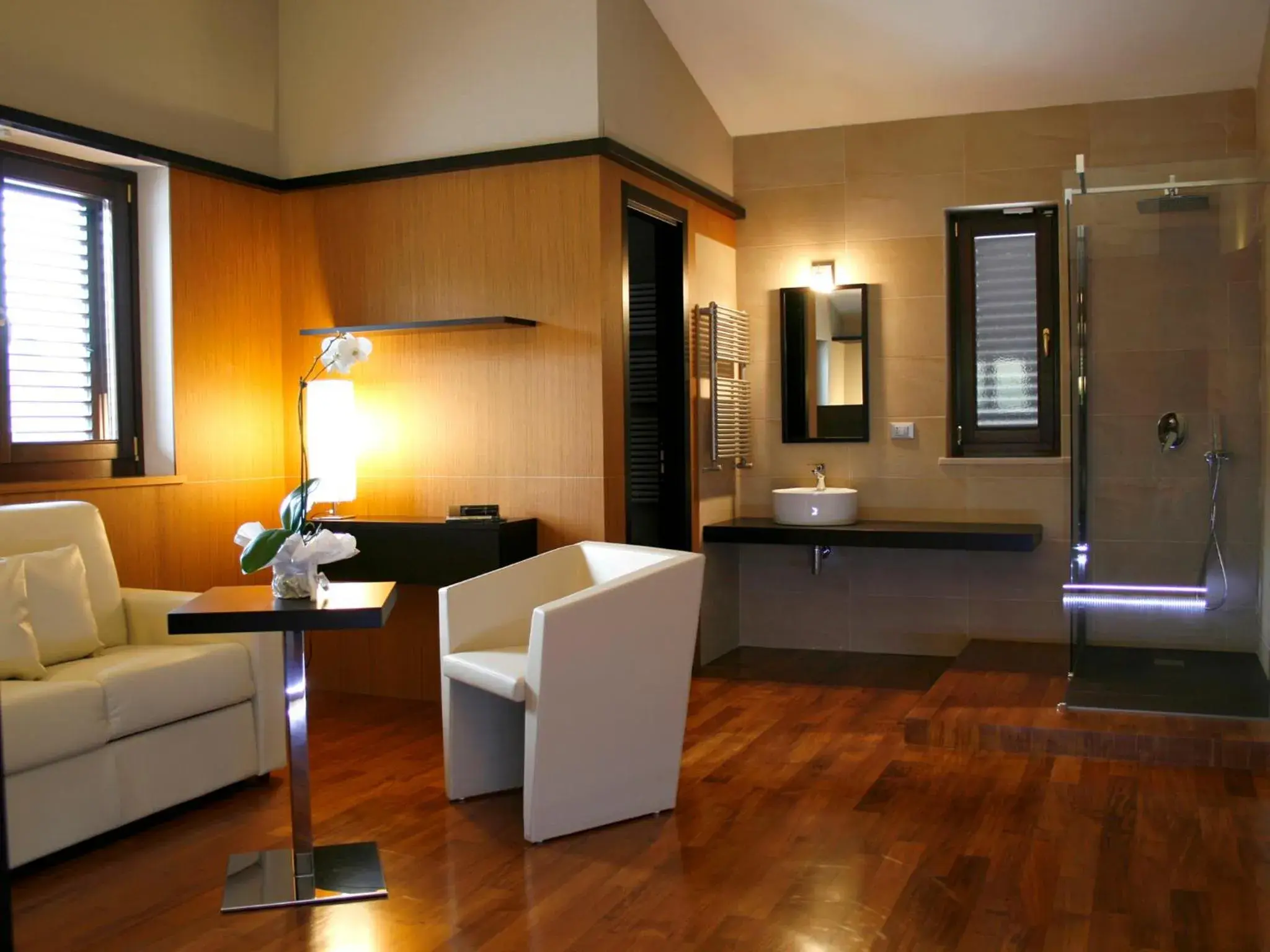 Suite in Il Castagneto Hotel Suite in Il Castagneto Hotel