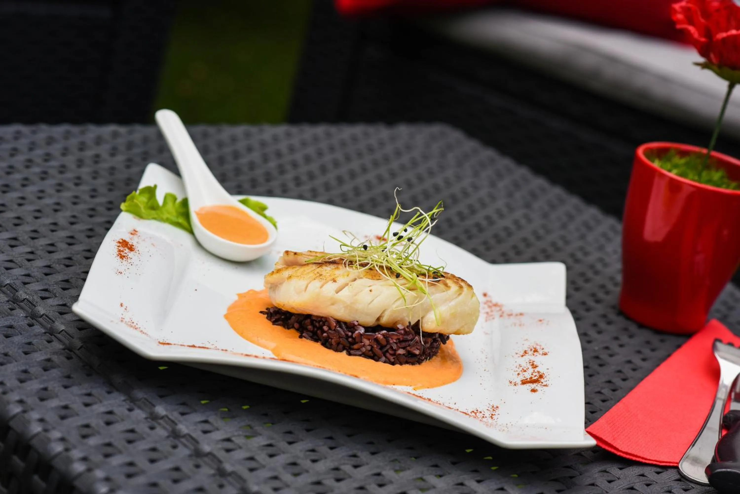 Restaurant/places to eat in Hôtel Auberge l'Estanquet