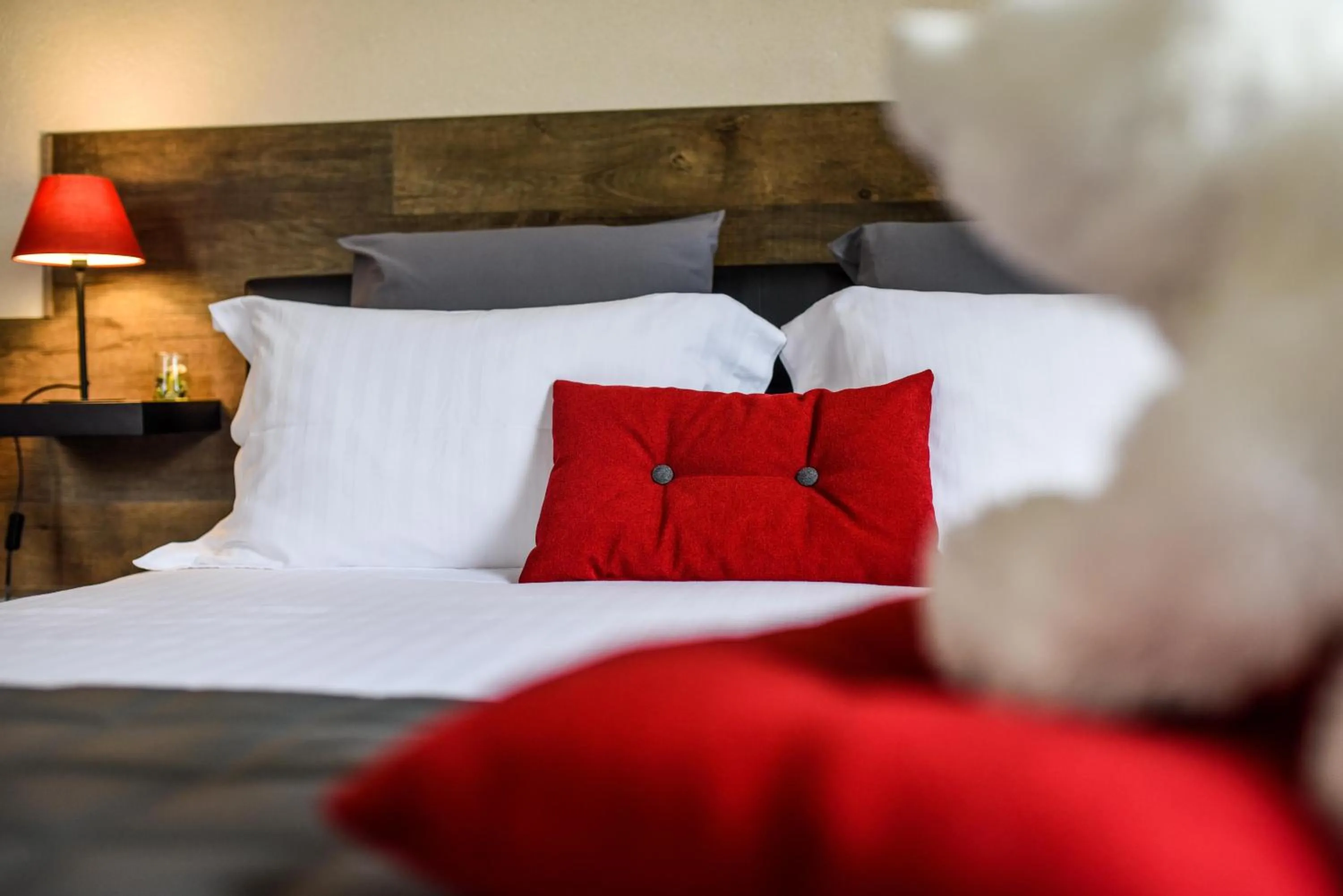 Bed in Hôtel Auberge l'Estanquet