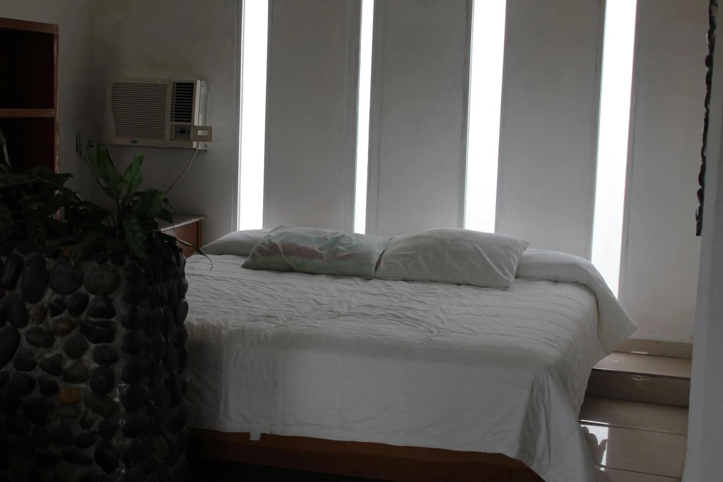 Bed in Hotel Villas del Rey