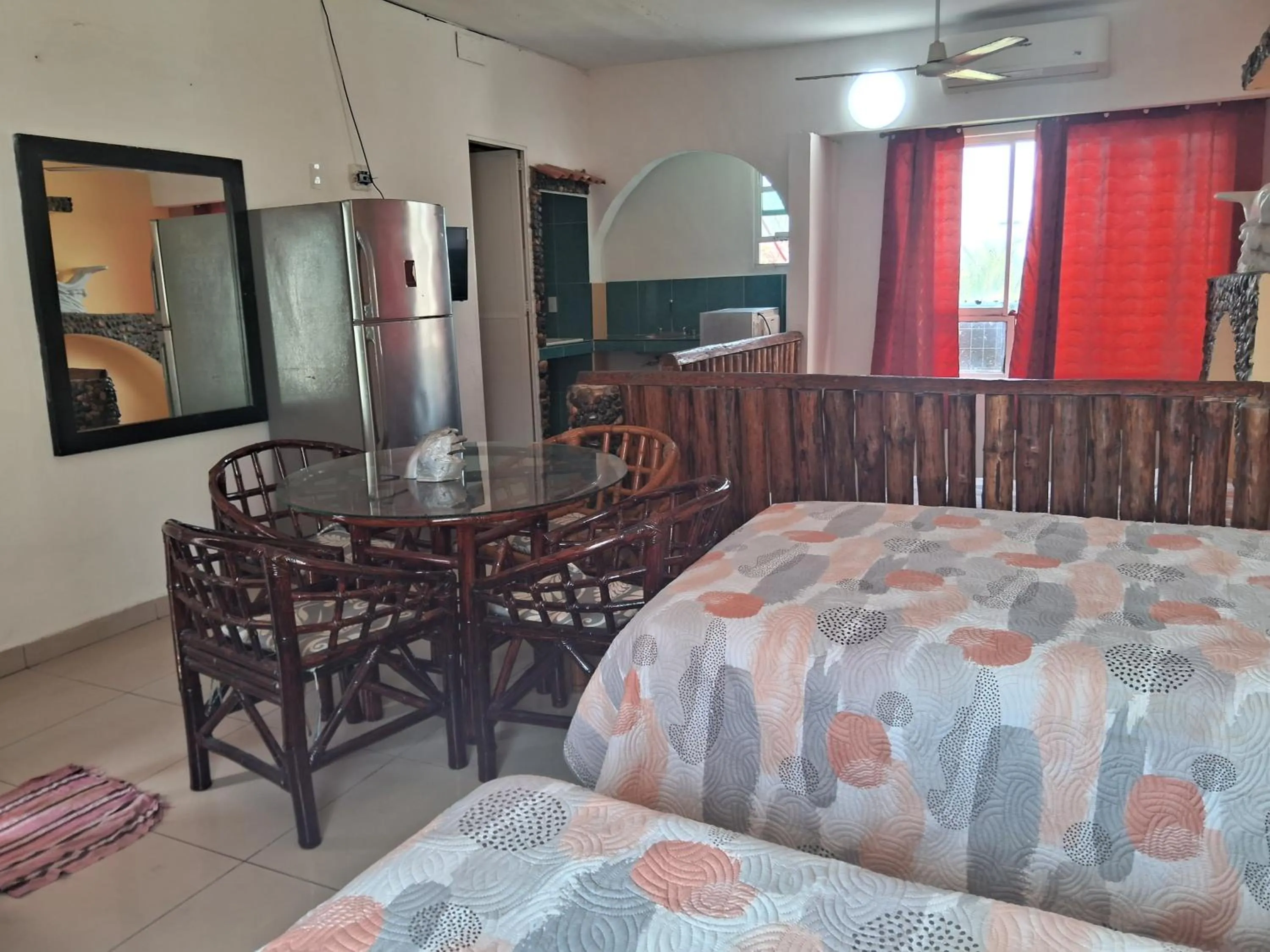 Bed in Hotel Villas del Rey