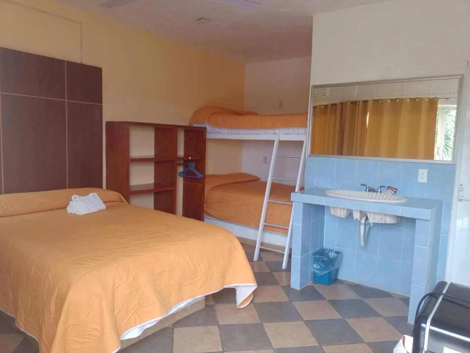 Bed in Hotel Villas del Rey