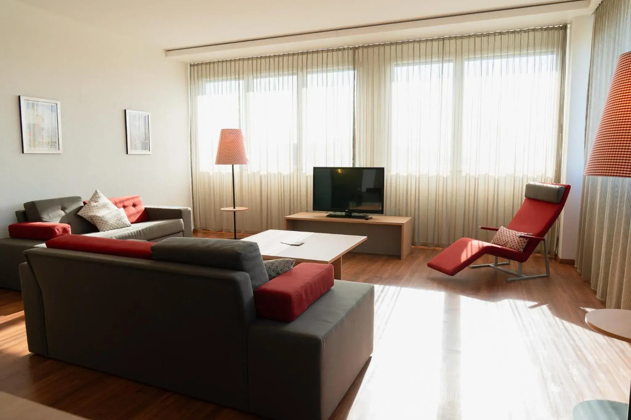Living room in SwissEver Hotel Zug Living room in SwissEver Hotel Zug