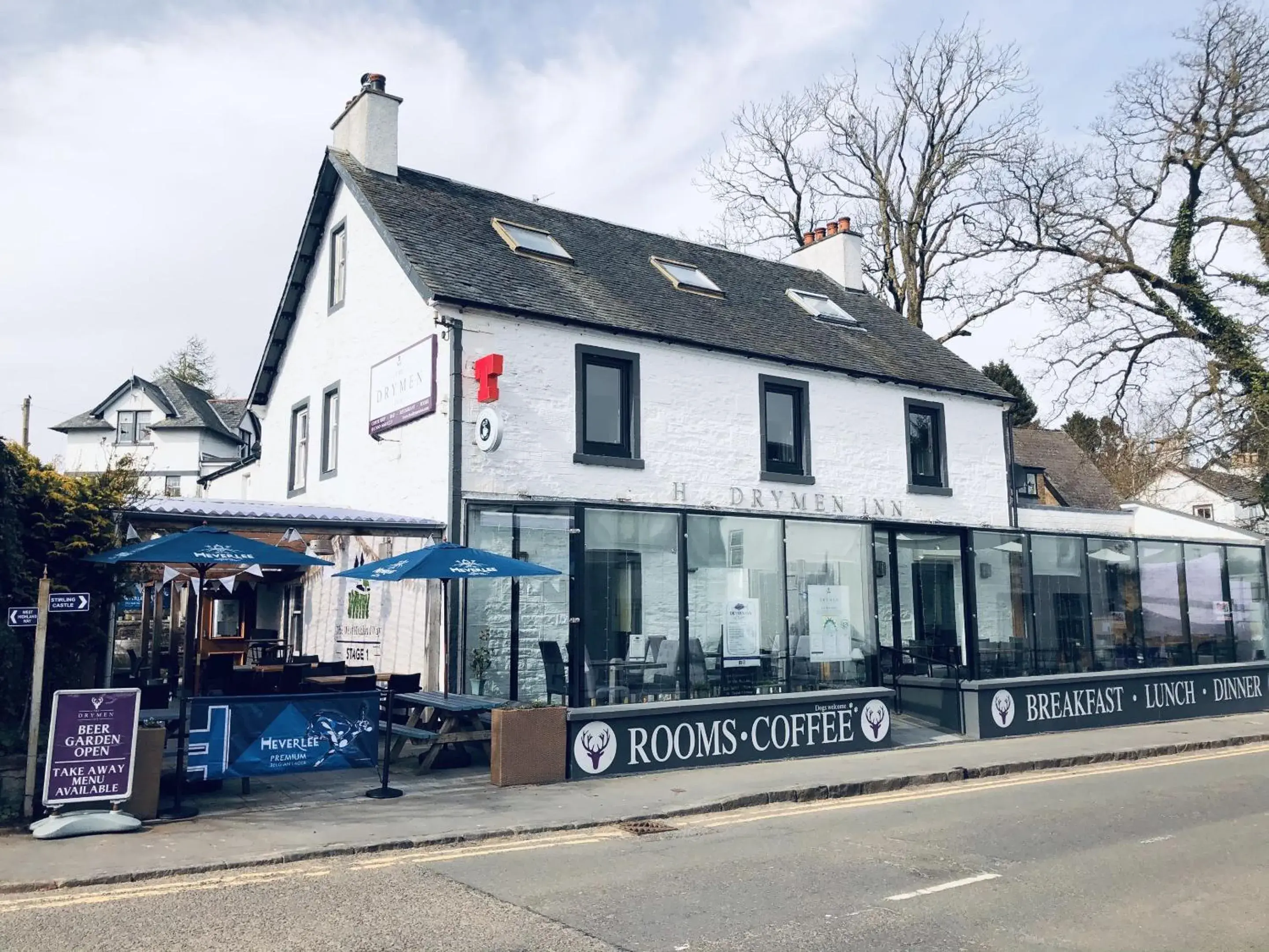 Property building in The Drymen Inn Property building in The Drymen Inn