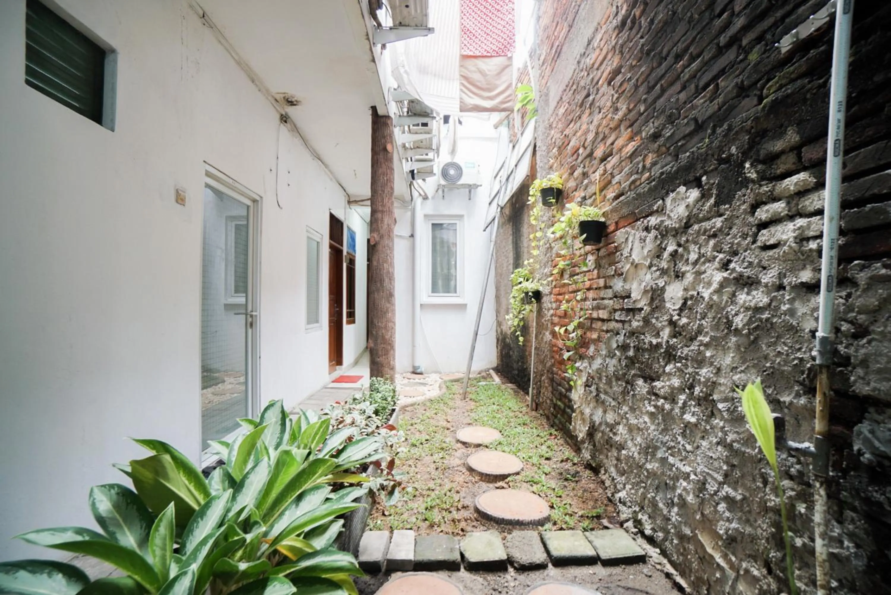 Property building in Griya Sawamah Syariah Mitra RedDoorz