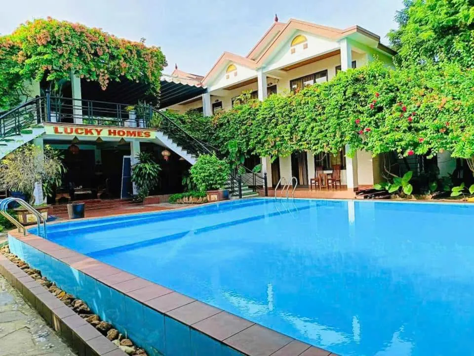 Swimming pool in Lucky Homes