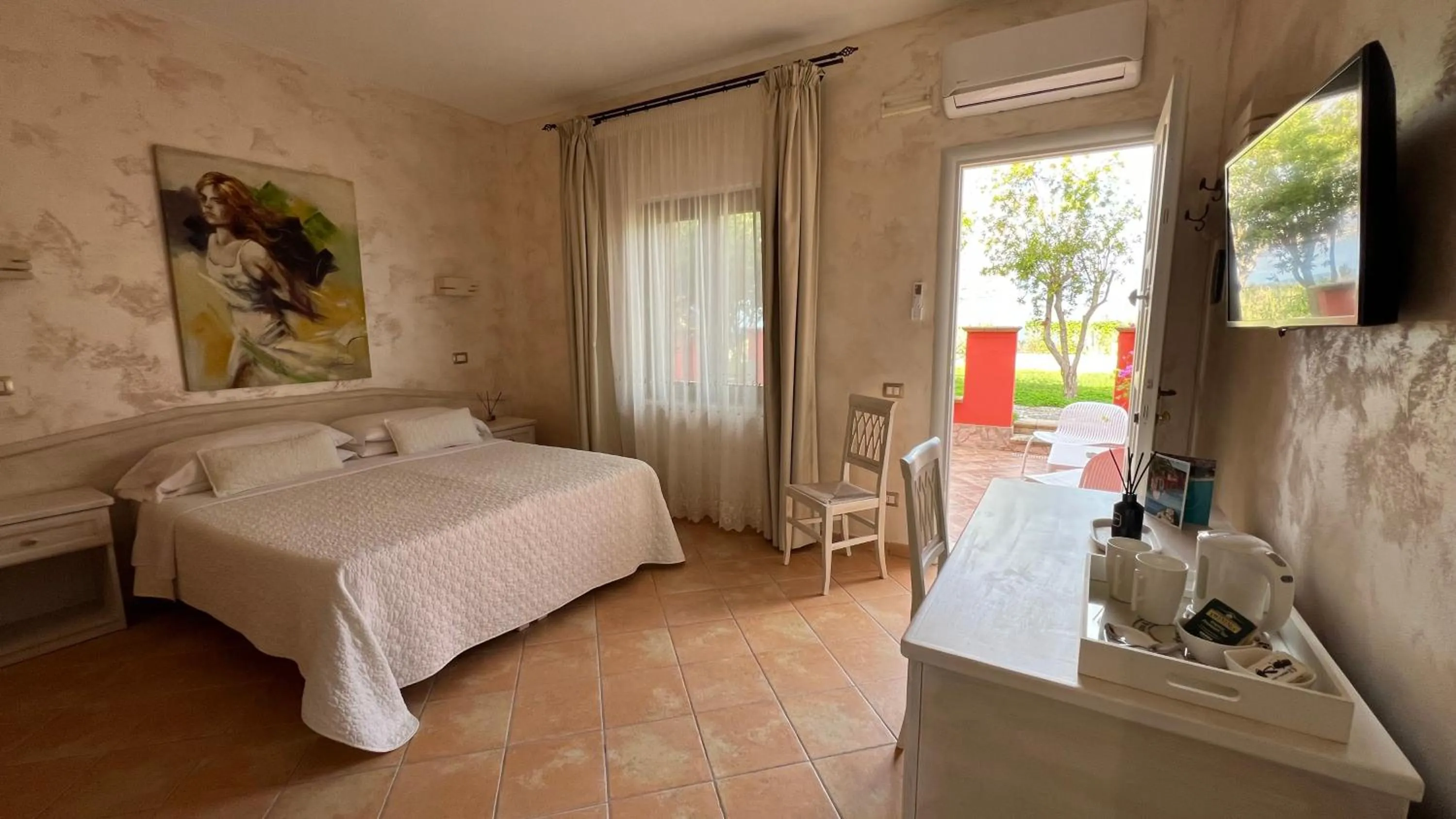 Photo of the whole room, Bed in Borgo di Santa Barbara