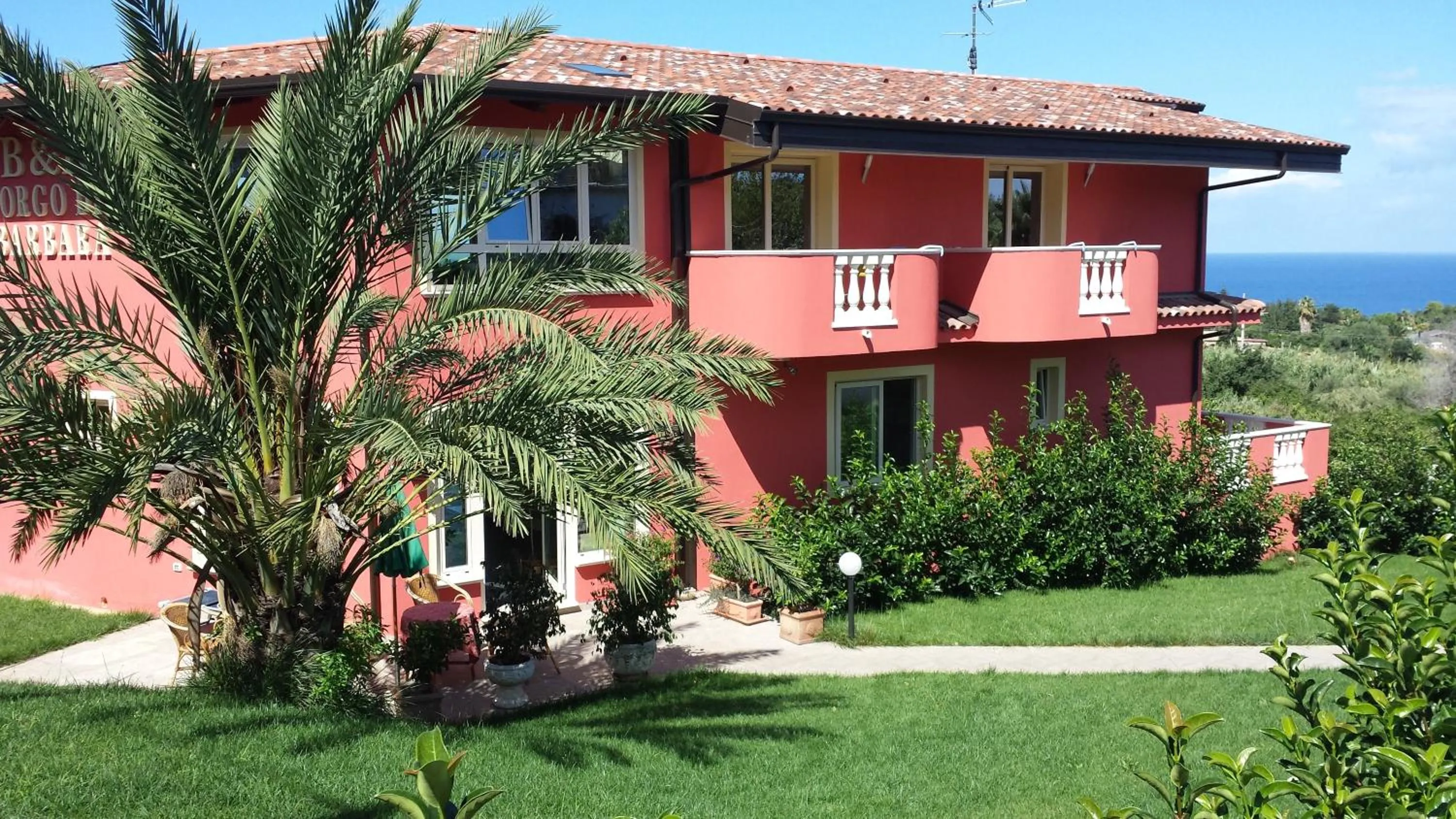 Property building in Borgo di Santa Barbara