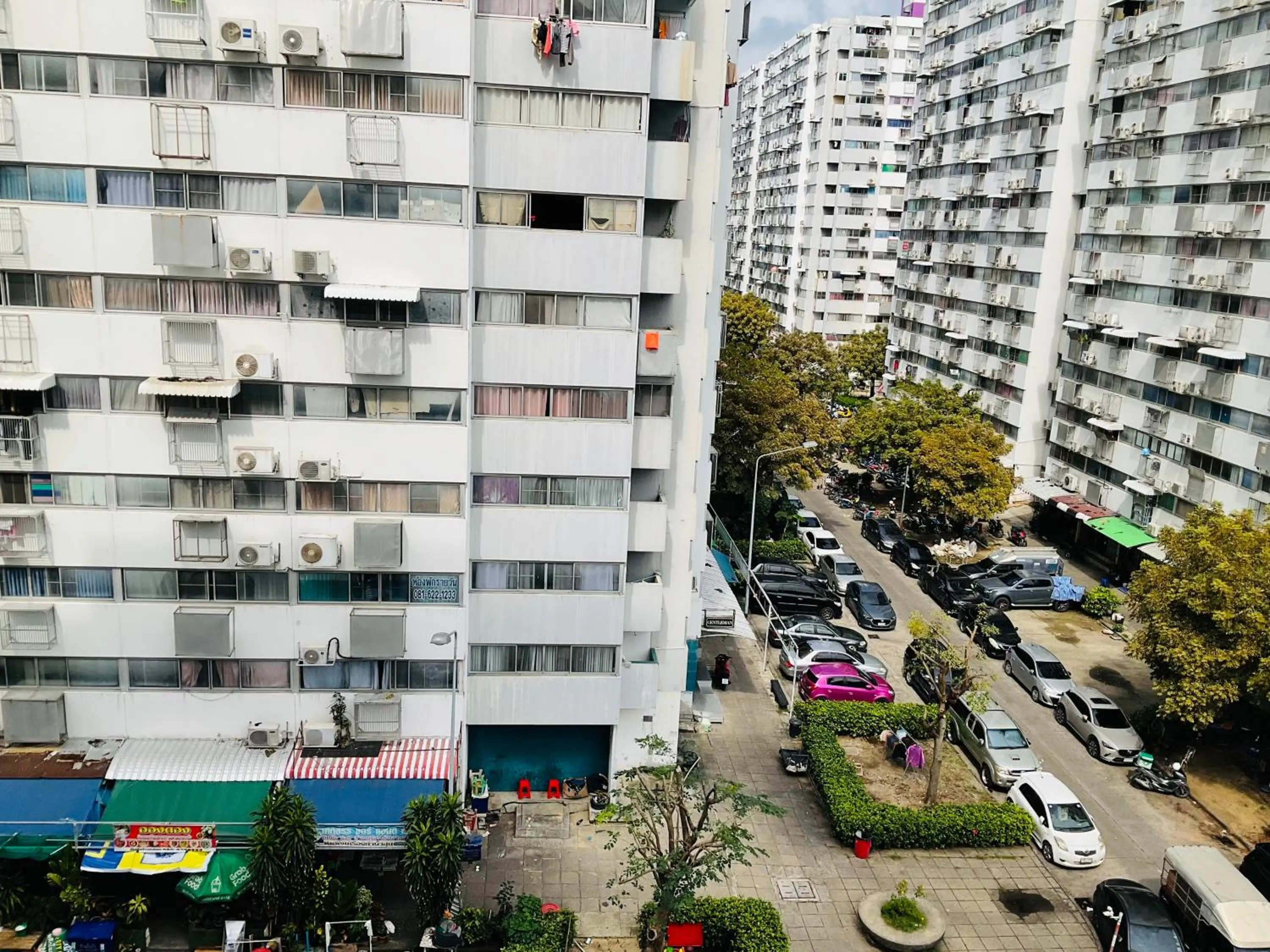 Street view in Dailyroom C3,C4by Anna